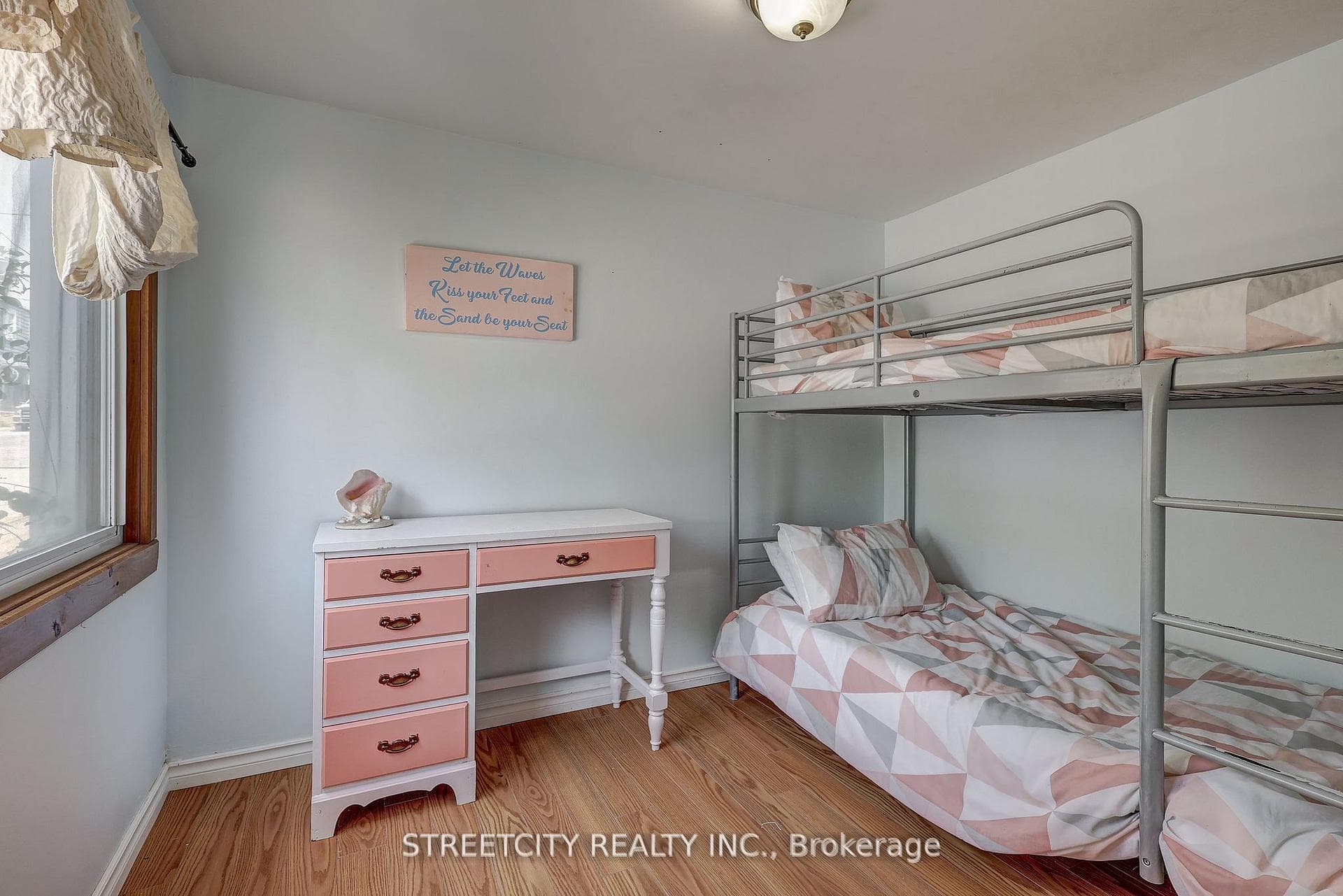 165 William Street photo 22