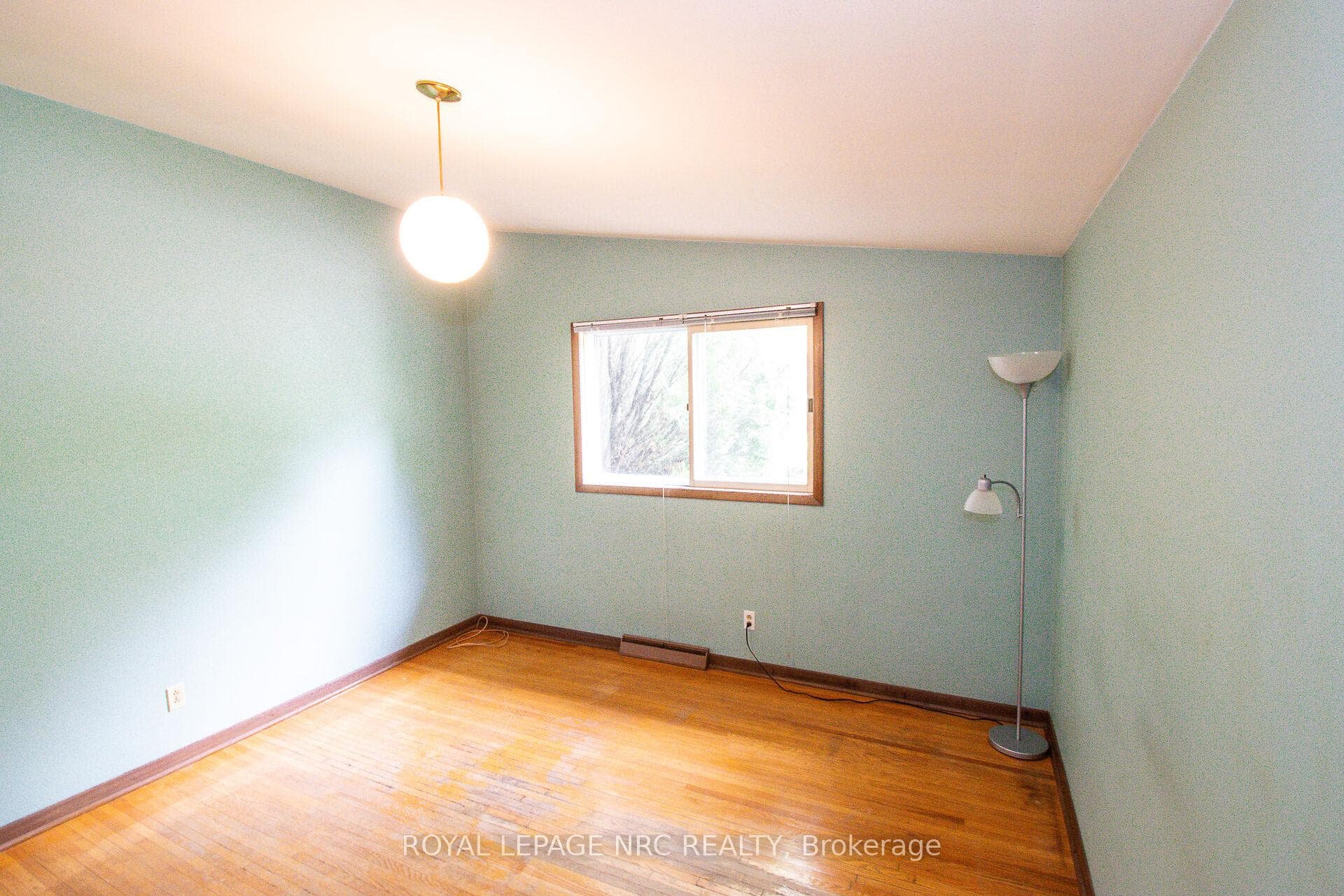 128 Woodside Drive photo 24