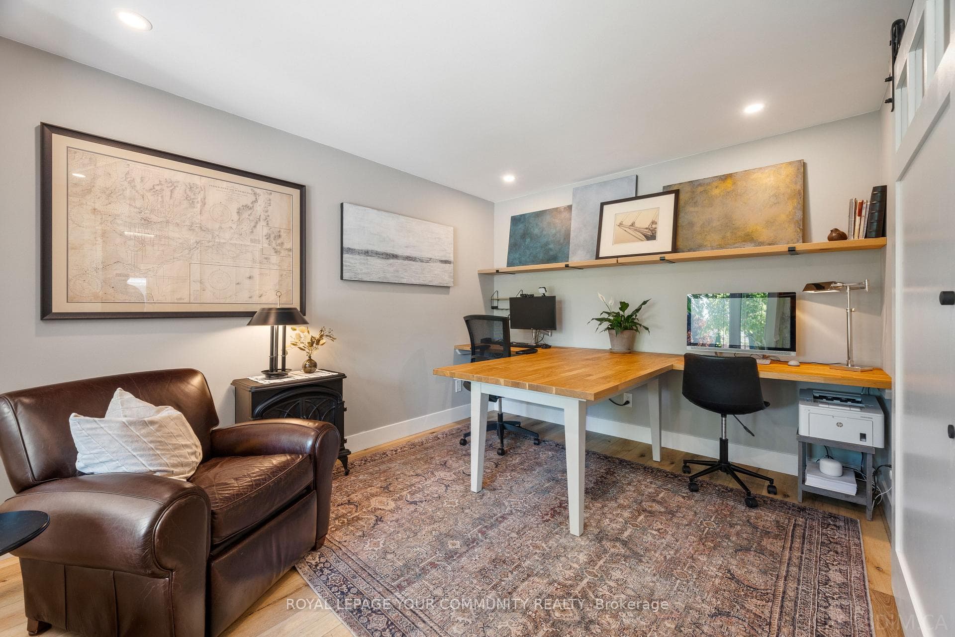 56 Moffat Crescent photo 7