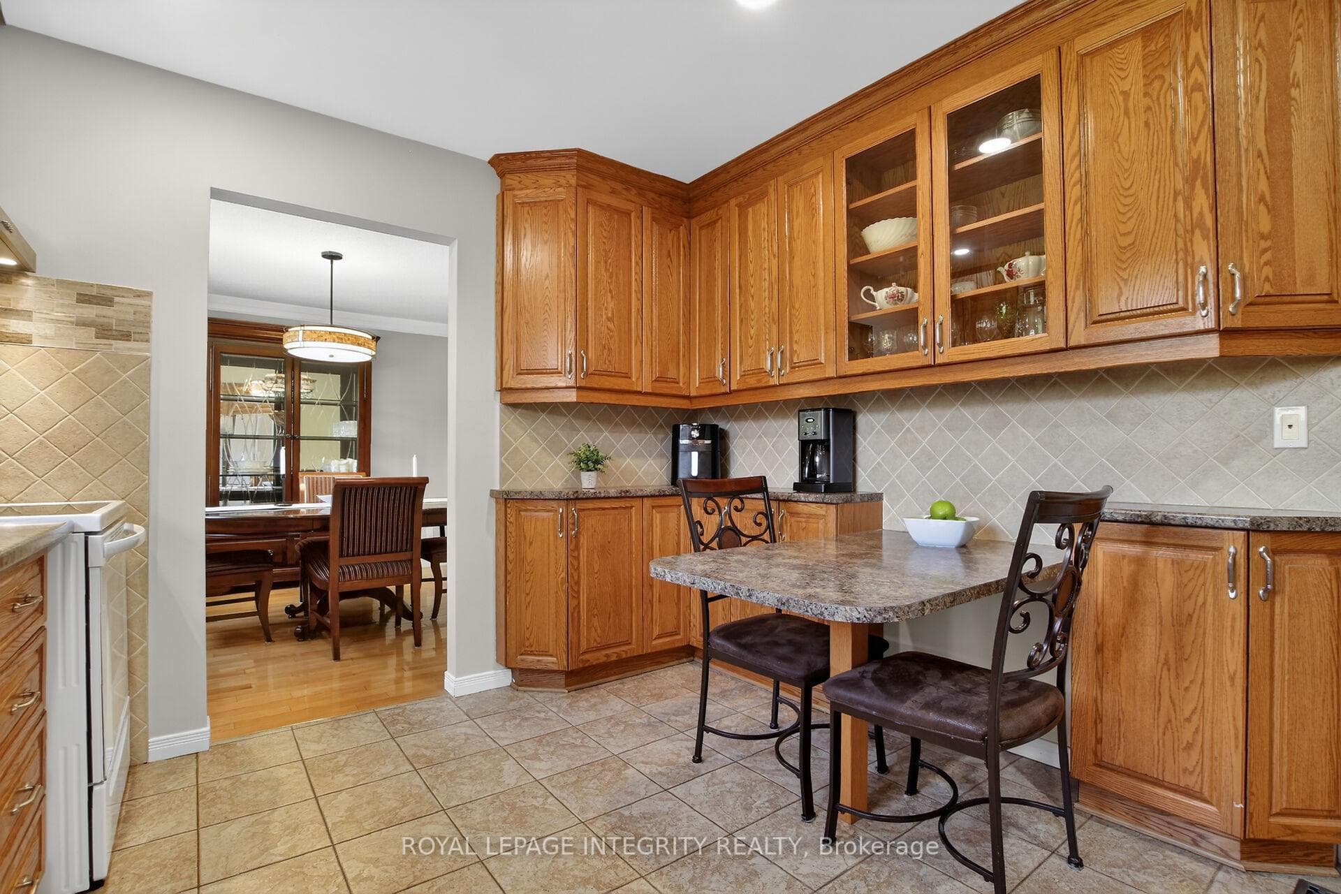 1646 Grey Nuns Drive photo 13