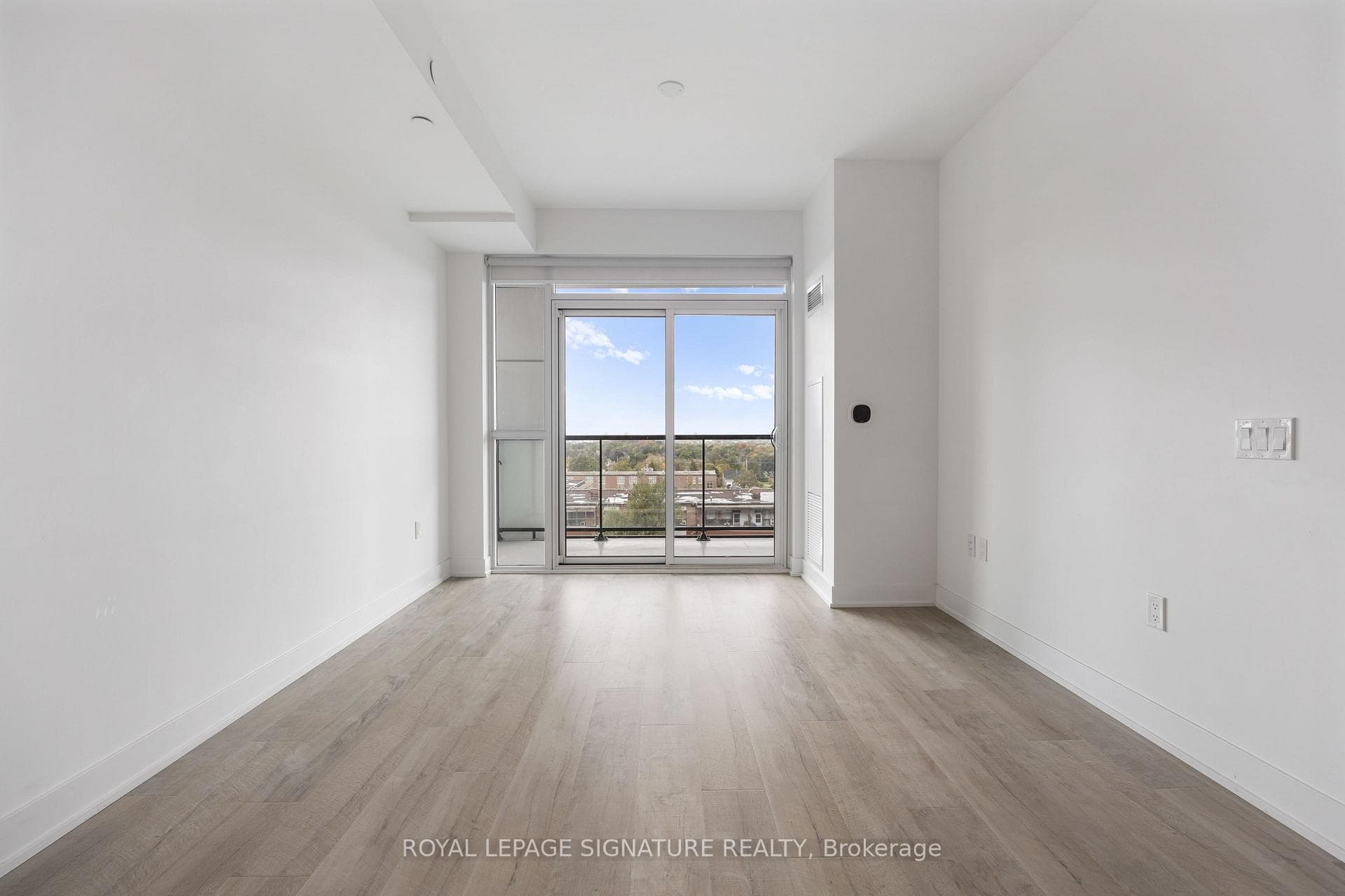 50 George Butchart Drive Unit 525 photo 11
