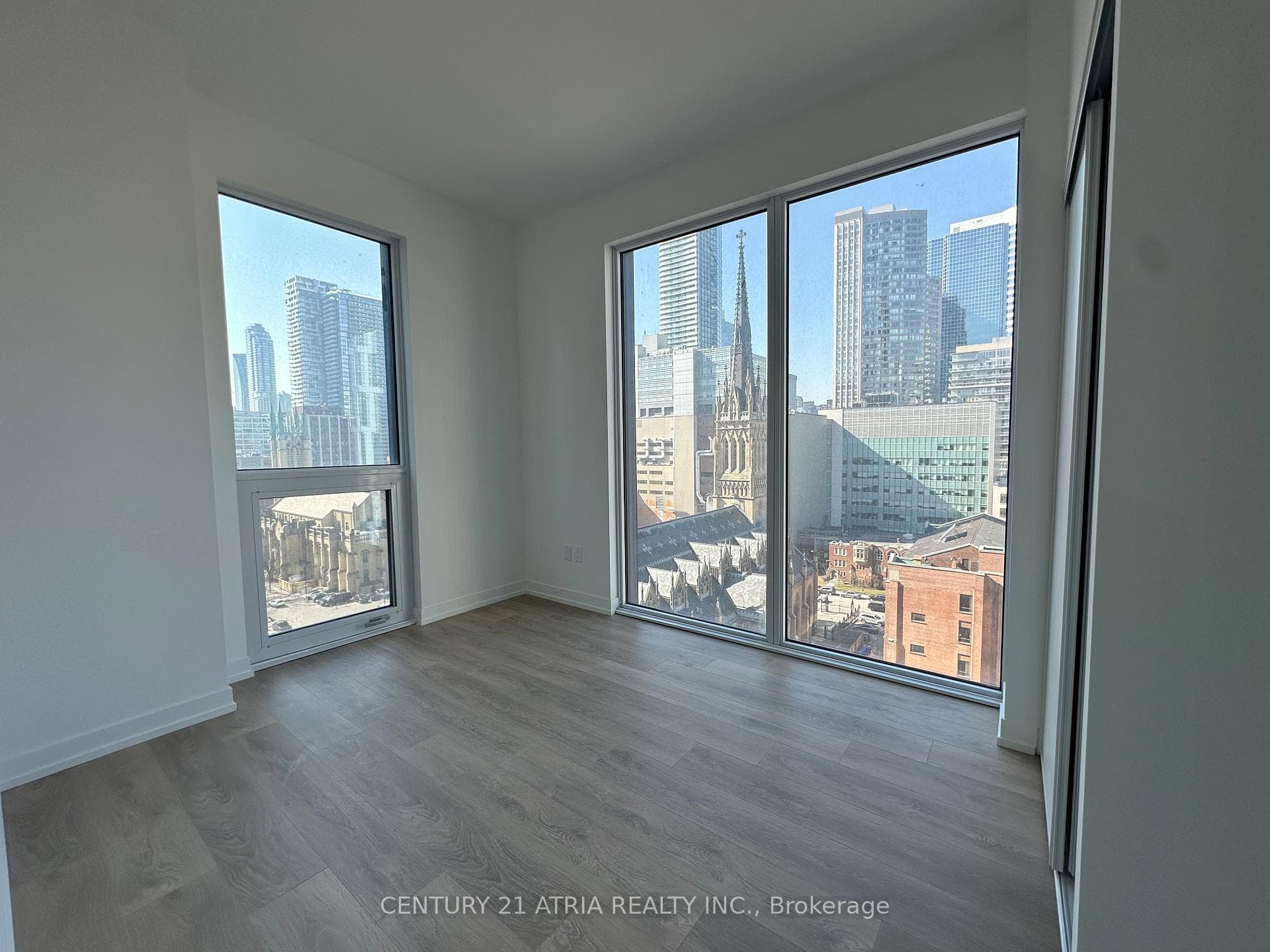 82 Dalhousie Street Unit 1206 photo 3