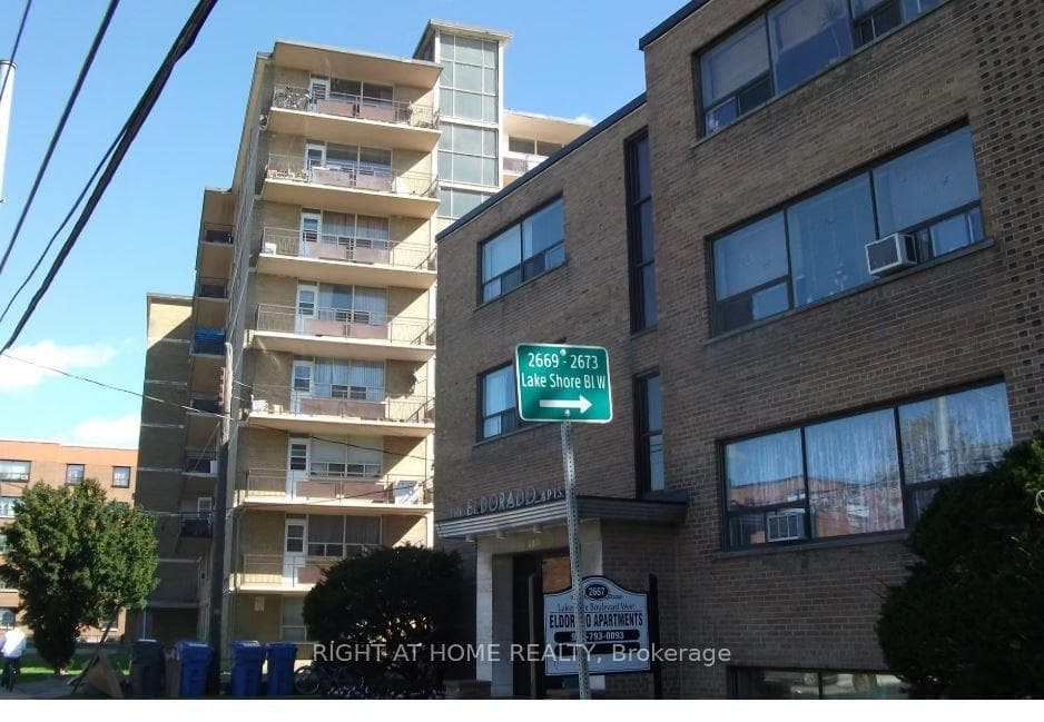 2673 Lake Shore Boulevard photo 7