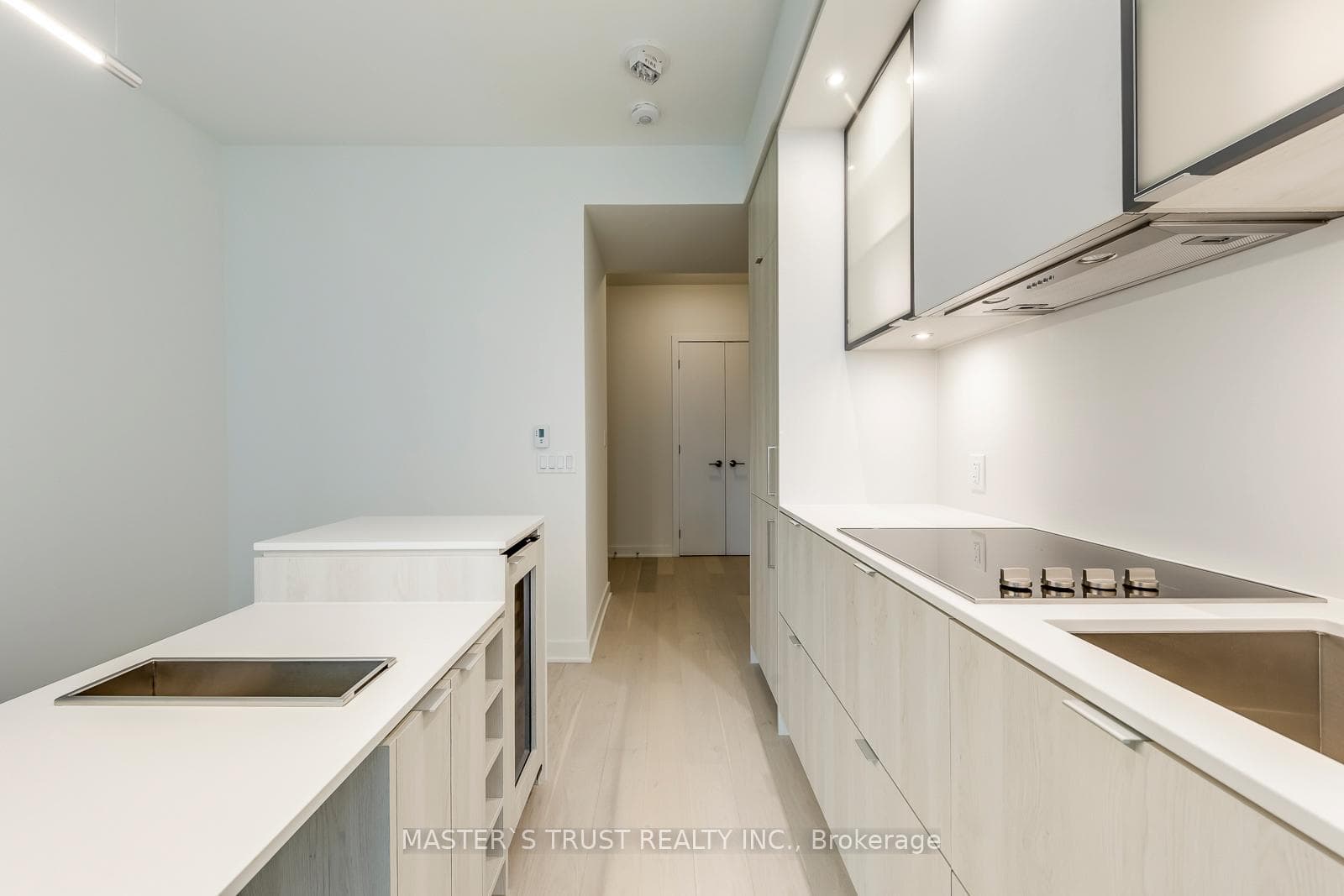 11 Yorkville Avenue Unit 2507 photo 13