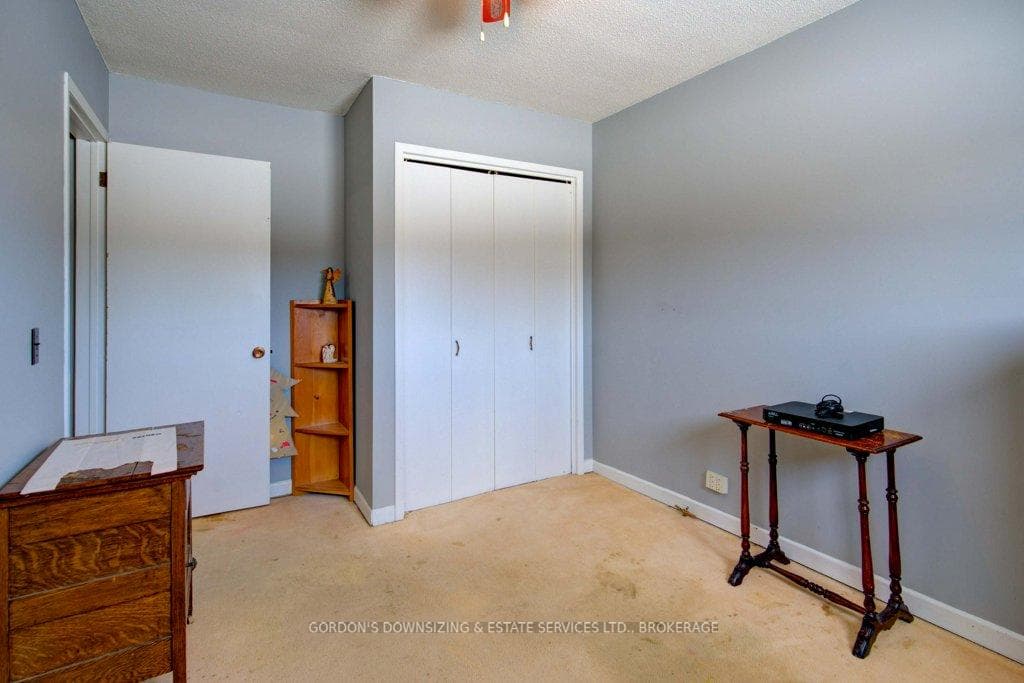 1585 Bradshaw Road photo 18