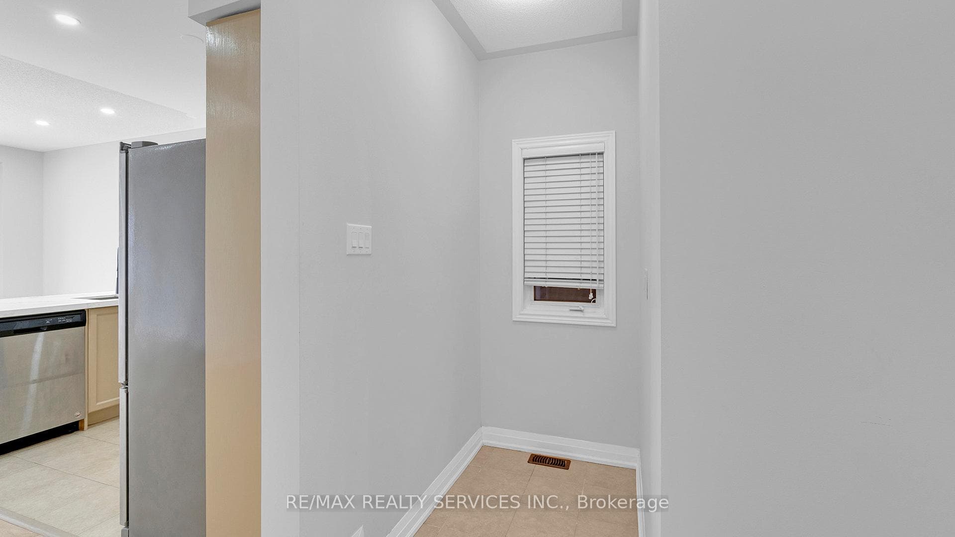107 Frenchpark Circle photo 16