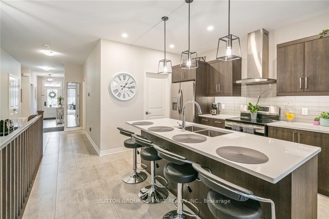 51 Campbell Street photo 15