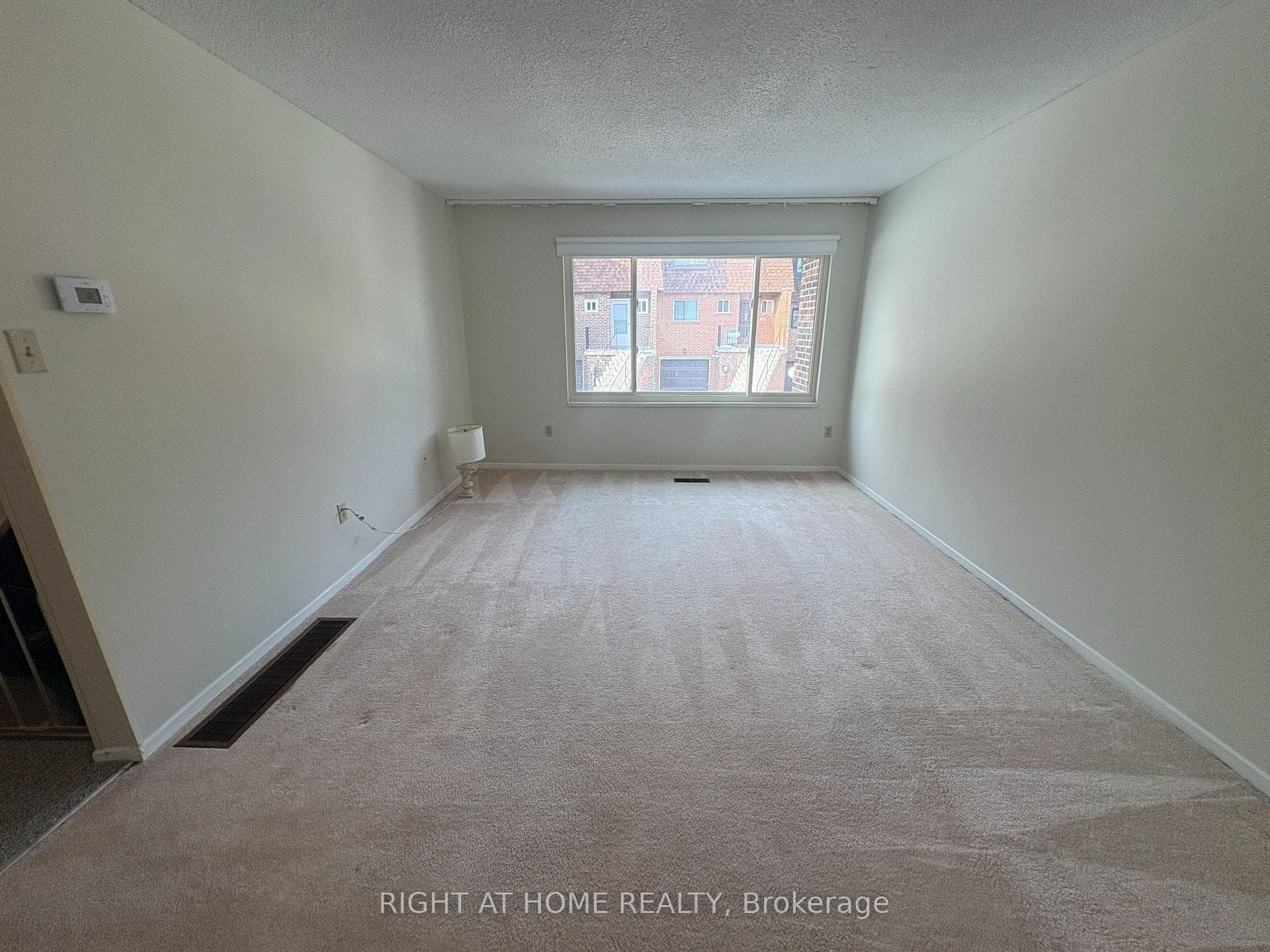 160 Palmdale Drive Unit 194 photo 7