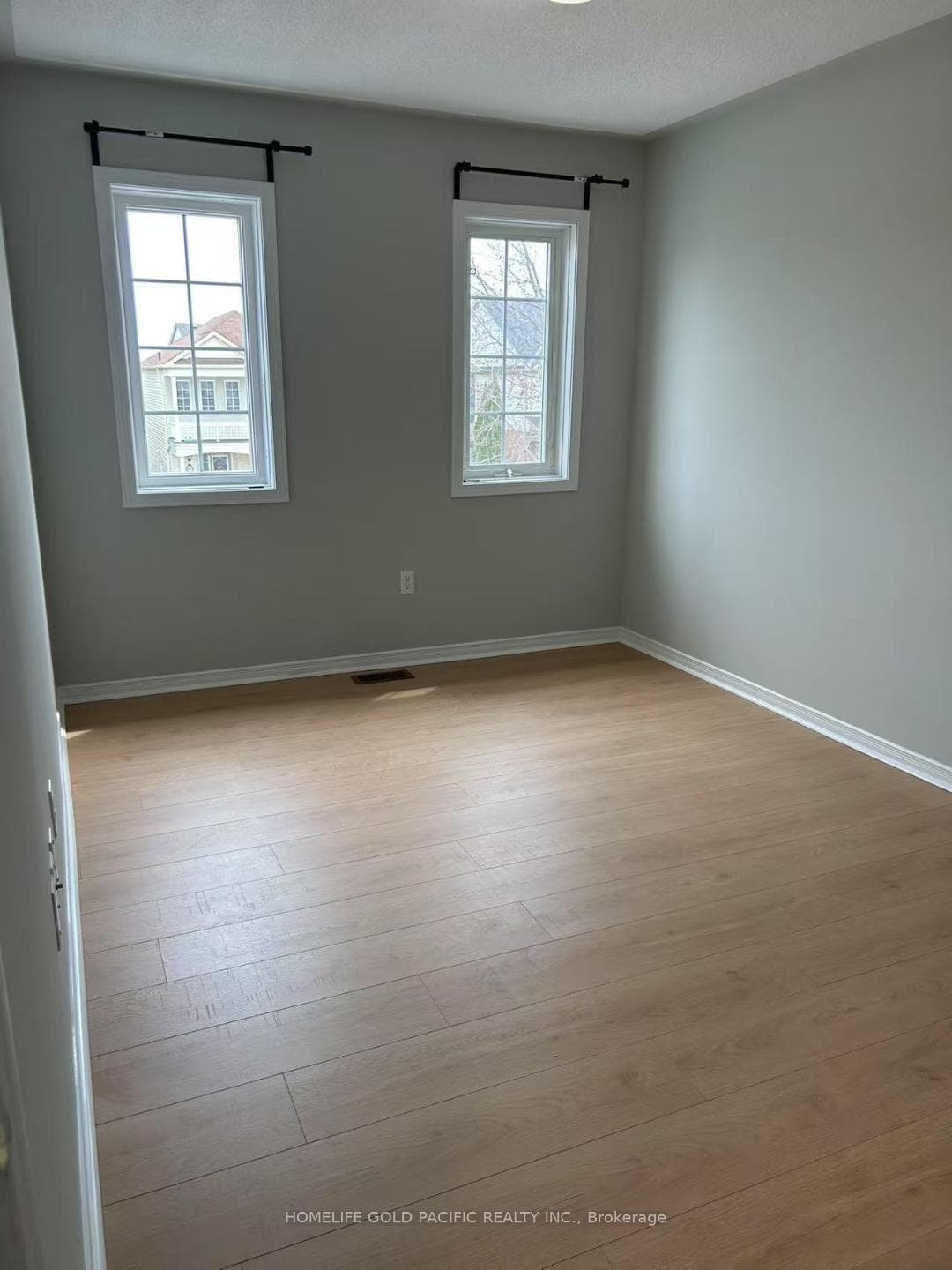 34 Robideau Place photo 14