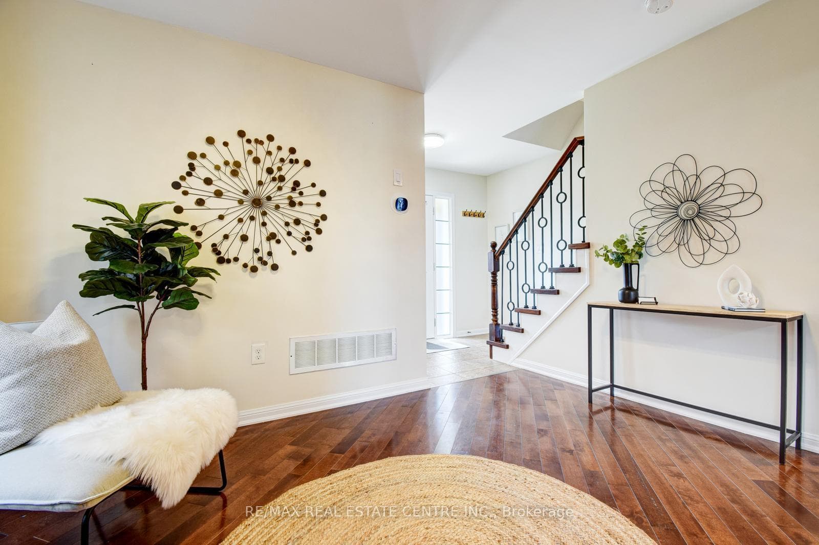 8 Osgoode Street photo 8