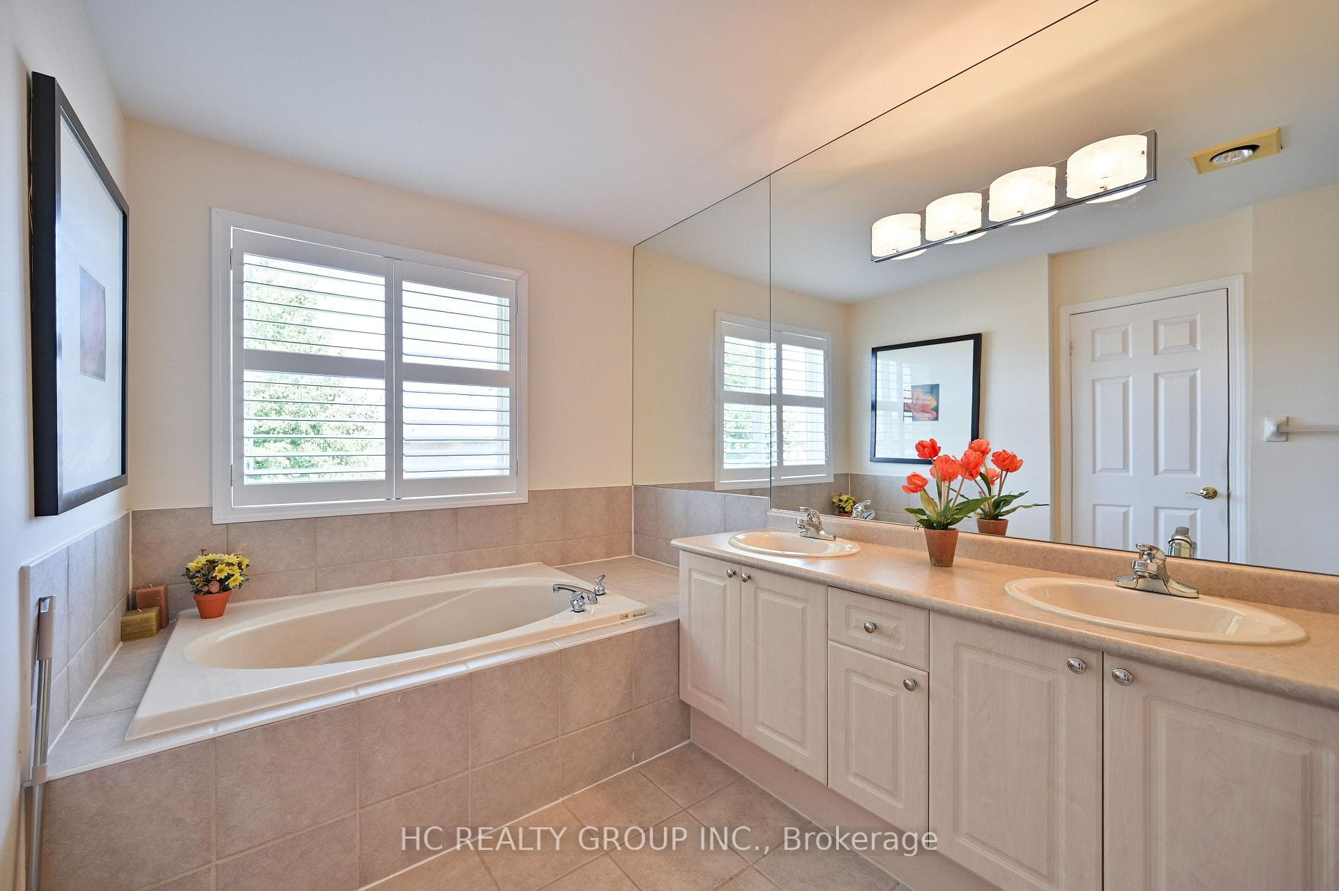 17 Landsdown Crescent photo 19