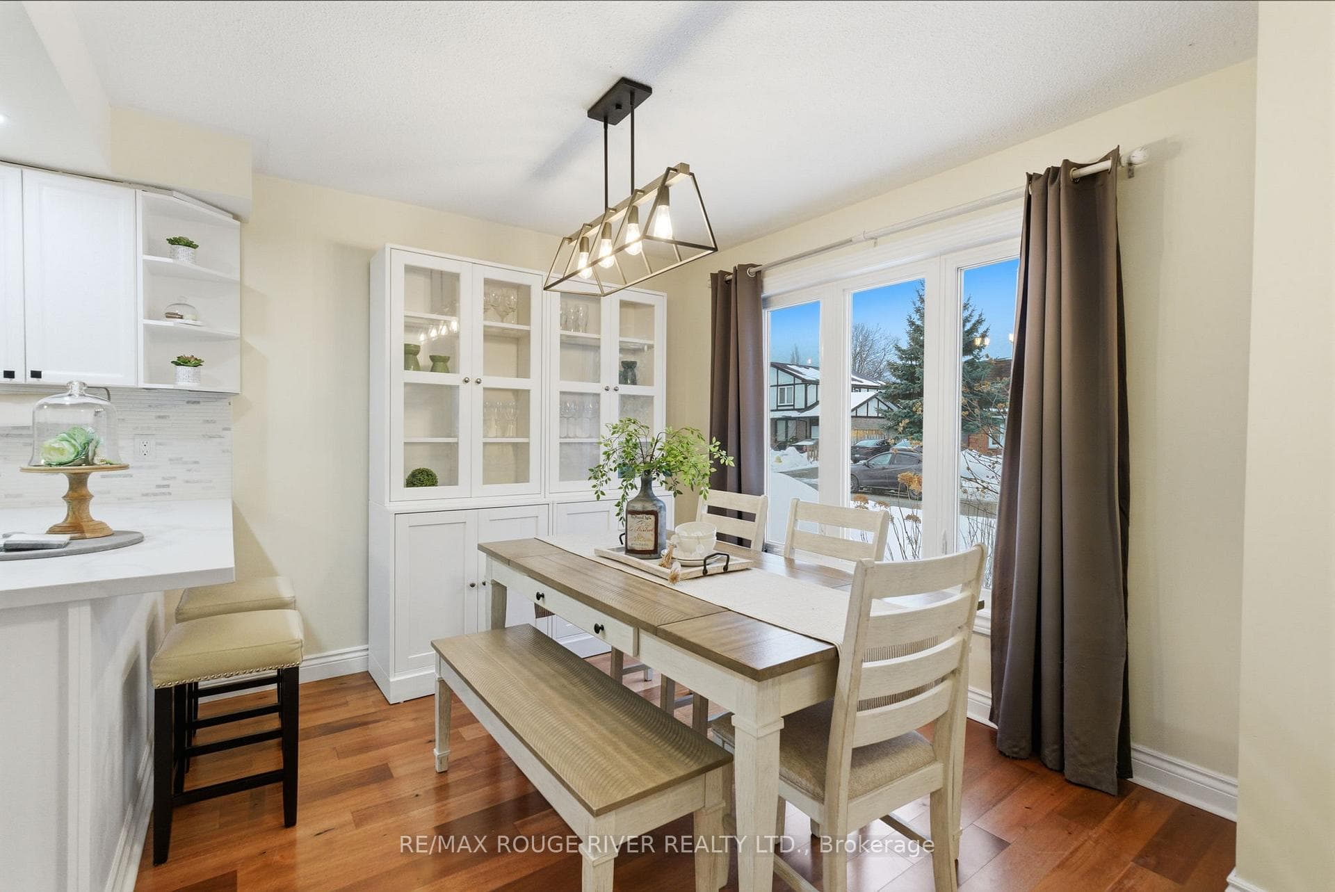 5 Glenmount Court photo 6