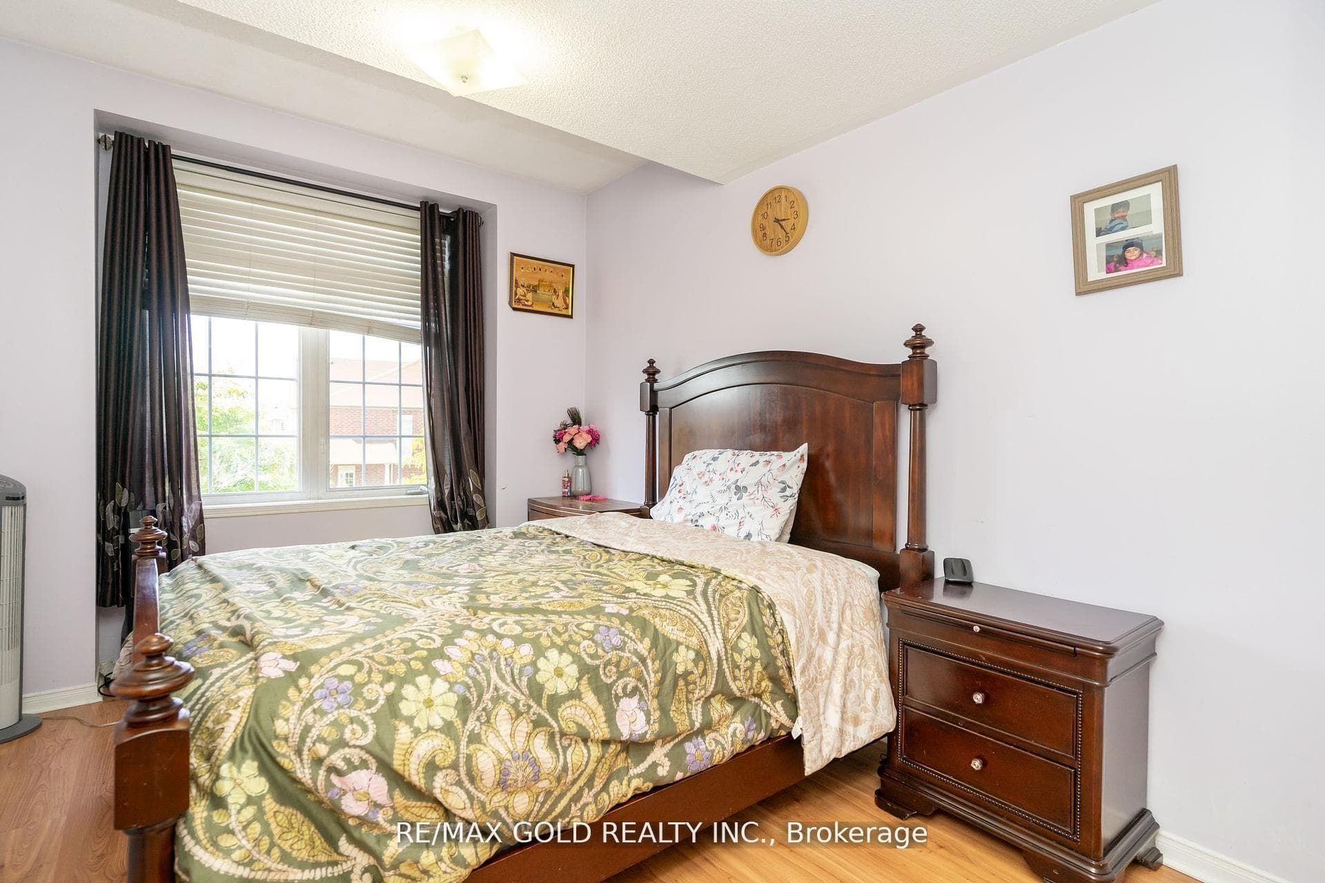 32 Rubysilver Drive photo 24