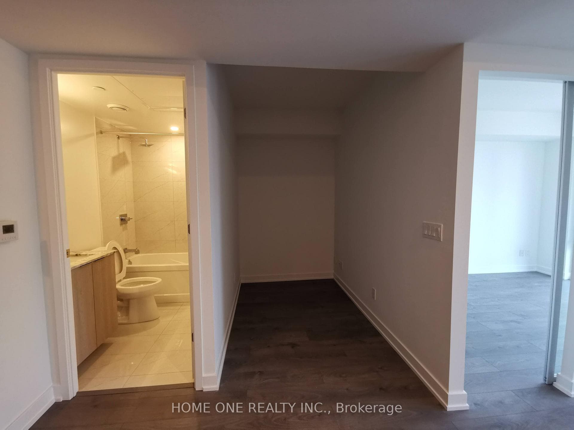 18 Maitland Terrace Unit 1402 photo 12