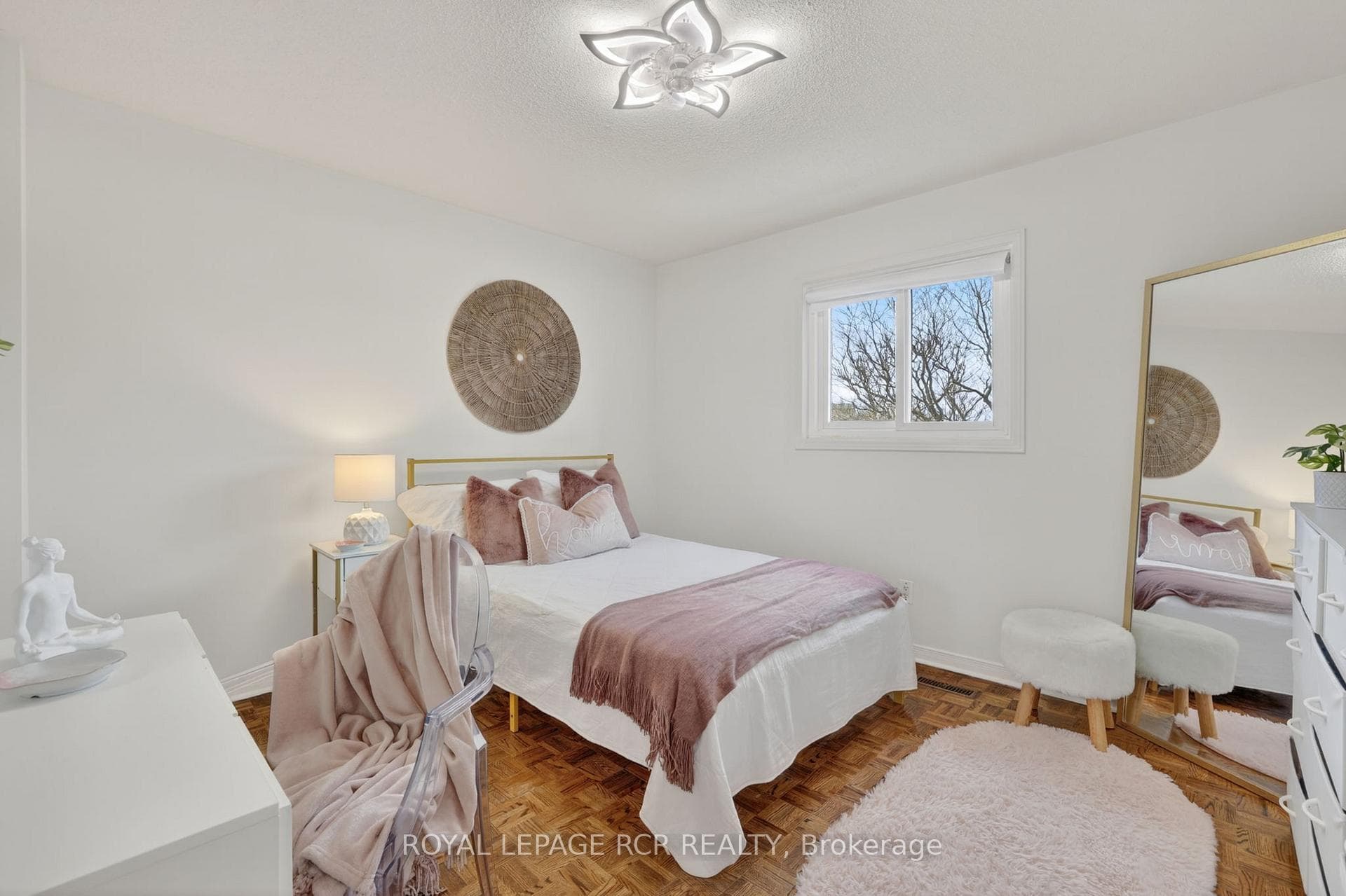 186 Patna Crescent photo 25