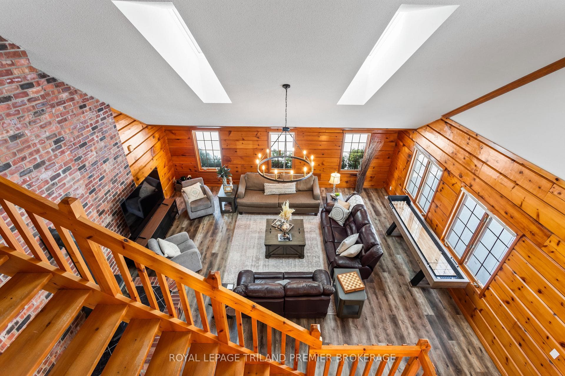 9936 ONTARIO Street photo 25