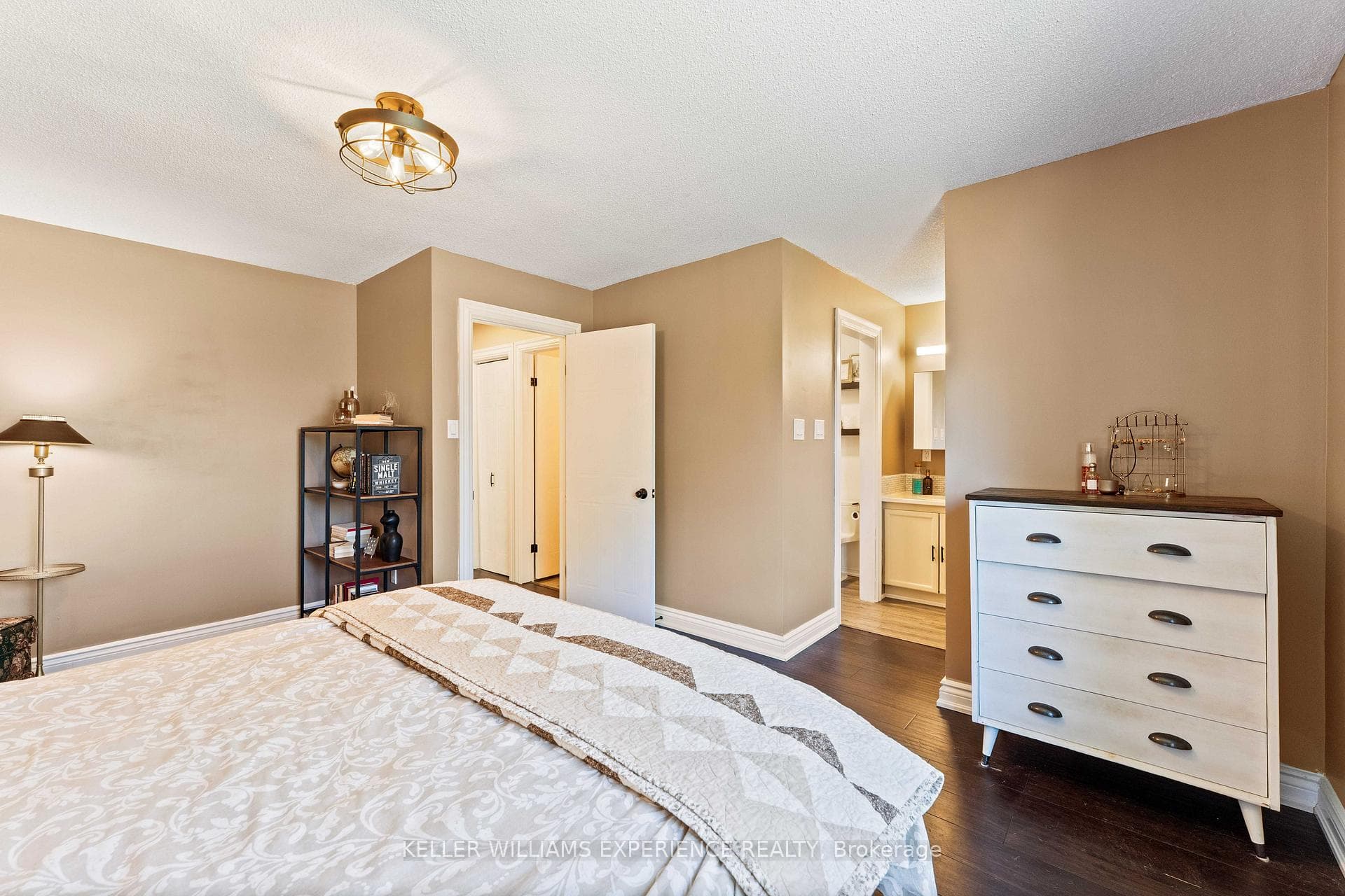 116 Reid Street photo 19