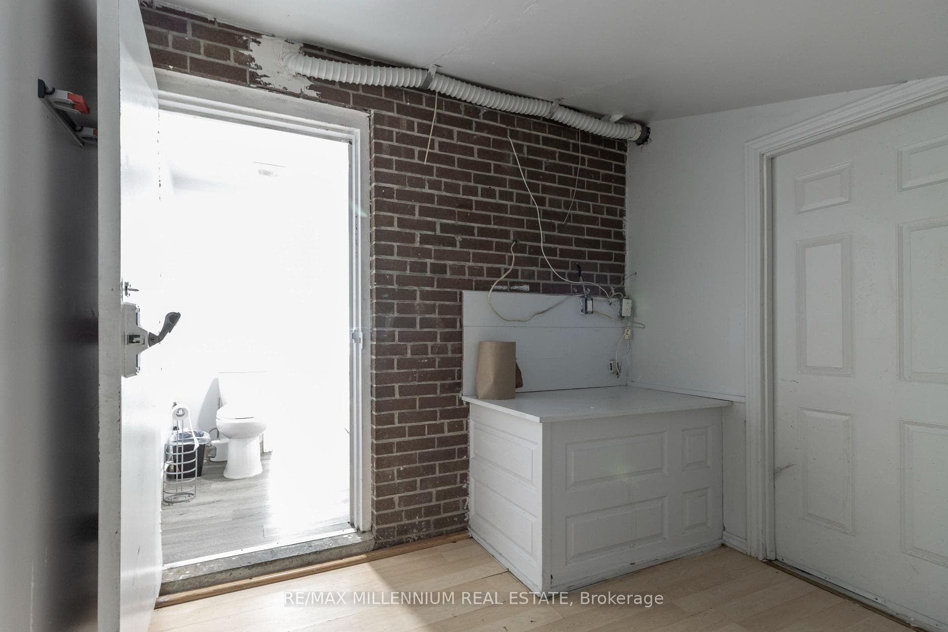 1853 Lawrence Avenue Unit 1 photo 13