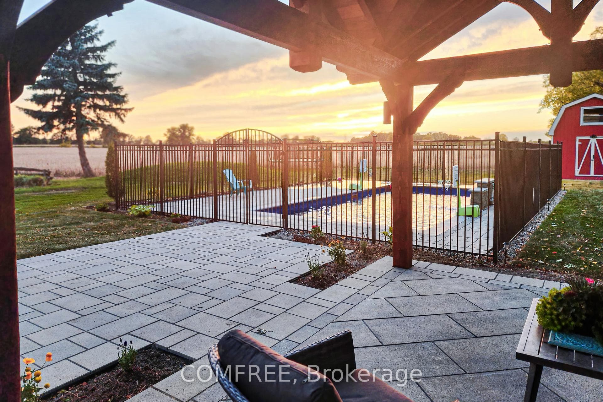 1076 Fletcher Road photo 46