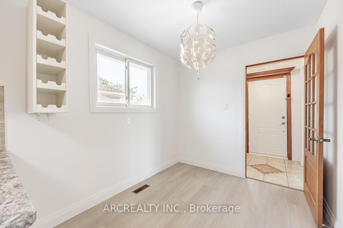 2390 Whaley Drive photo 11