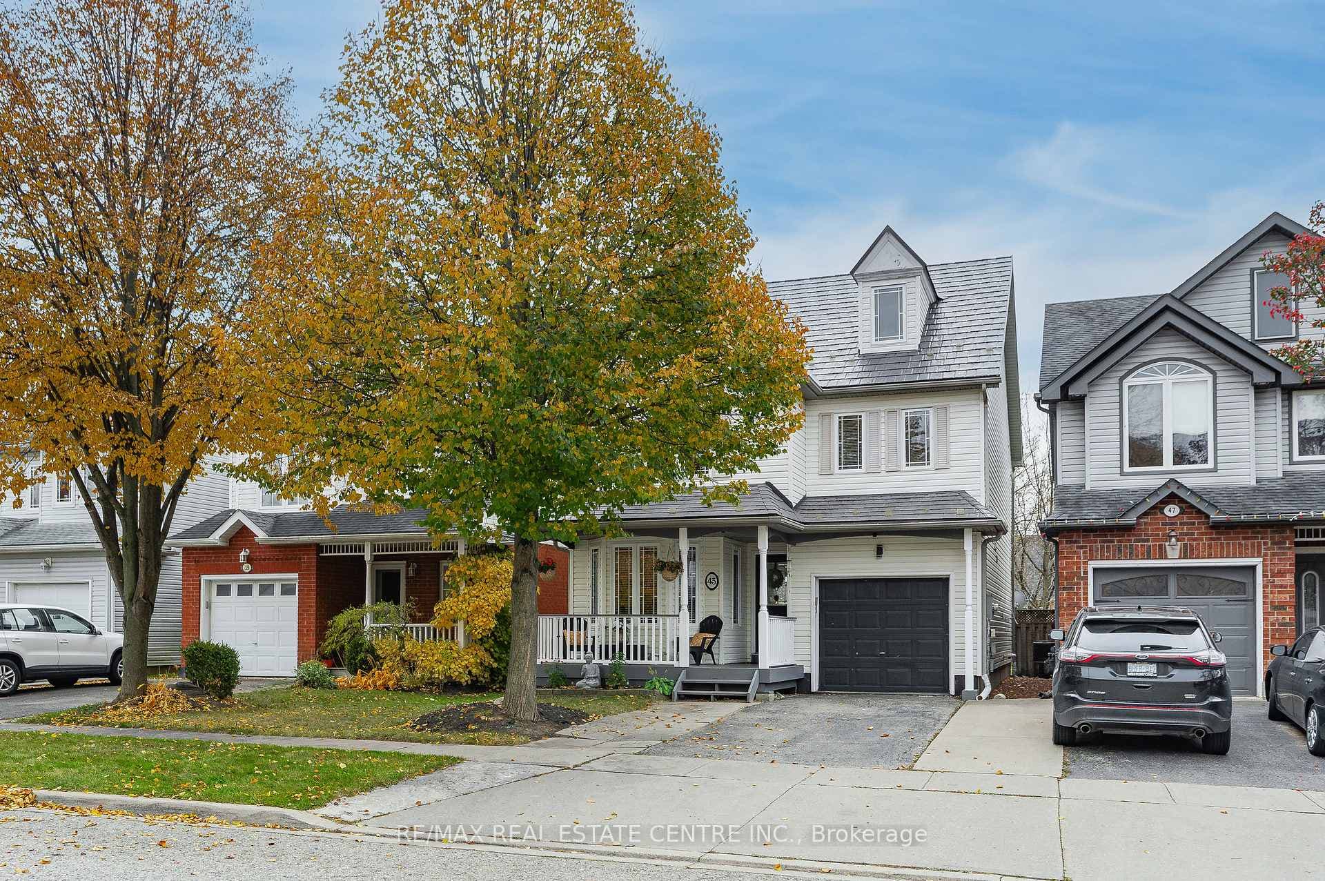 43 Marcy Crescent photo 1