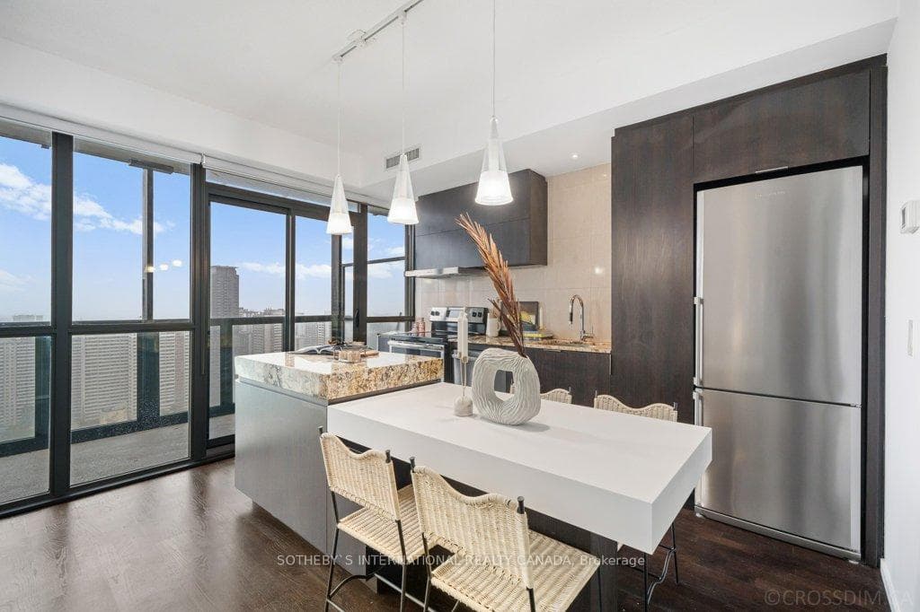 101 Charles Street Unit 3011 photo 6