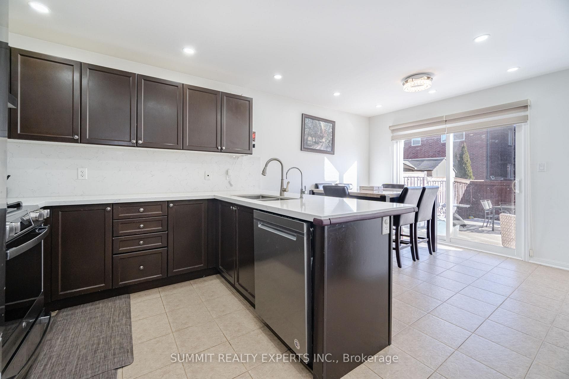 39 Donomore Drive Unit Upper photo 14