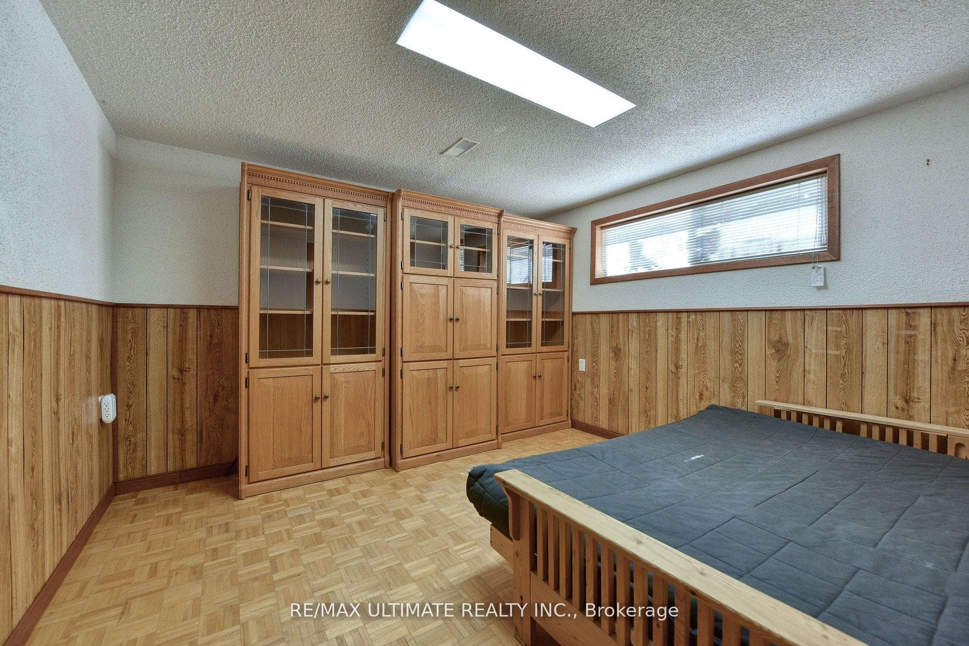 31 Whitburn Crescent Unit Bsmt photo 13