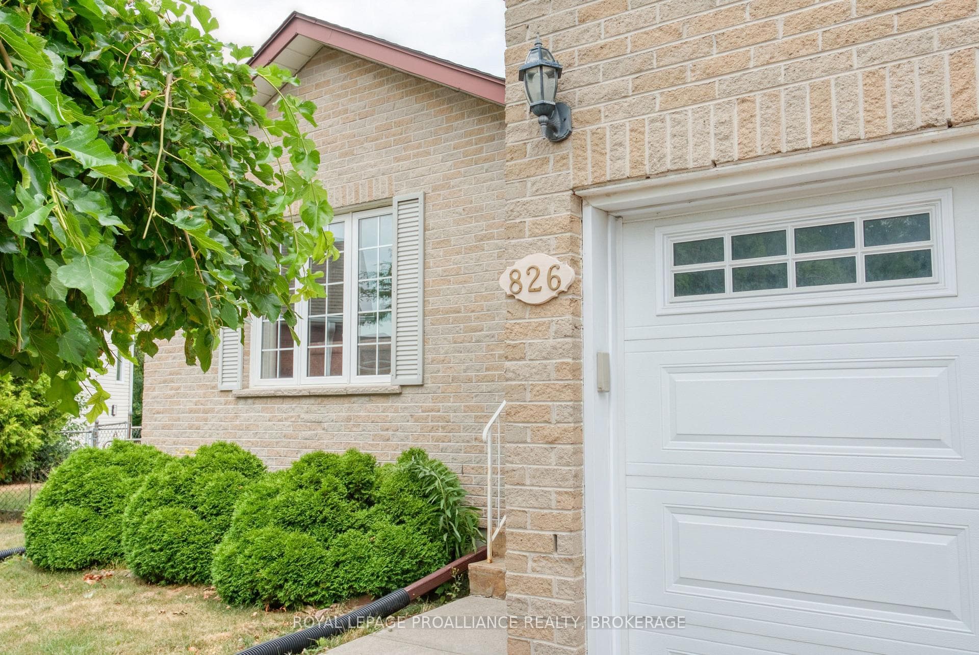 826 Bexley Gate photo 2