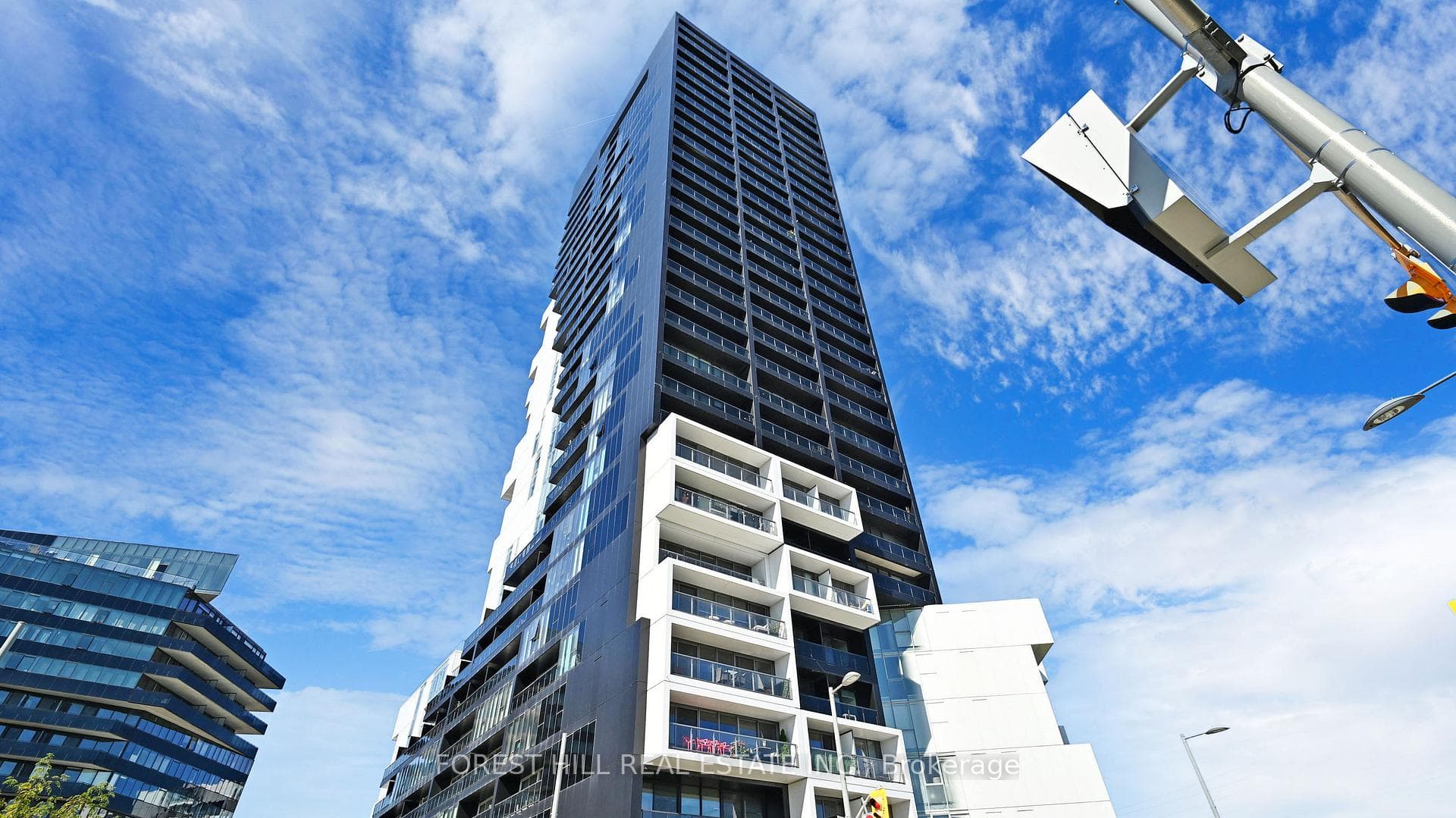 170 Bayview Avenue Unit 1407 photo 1