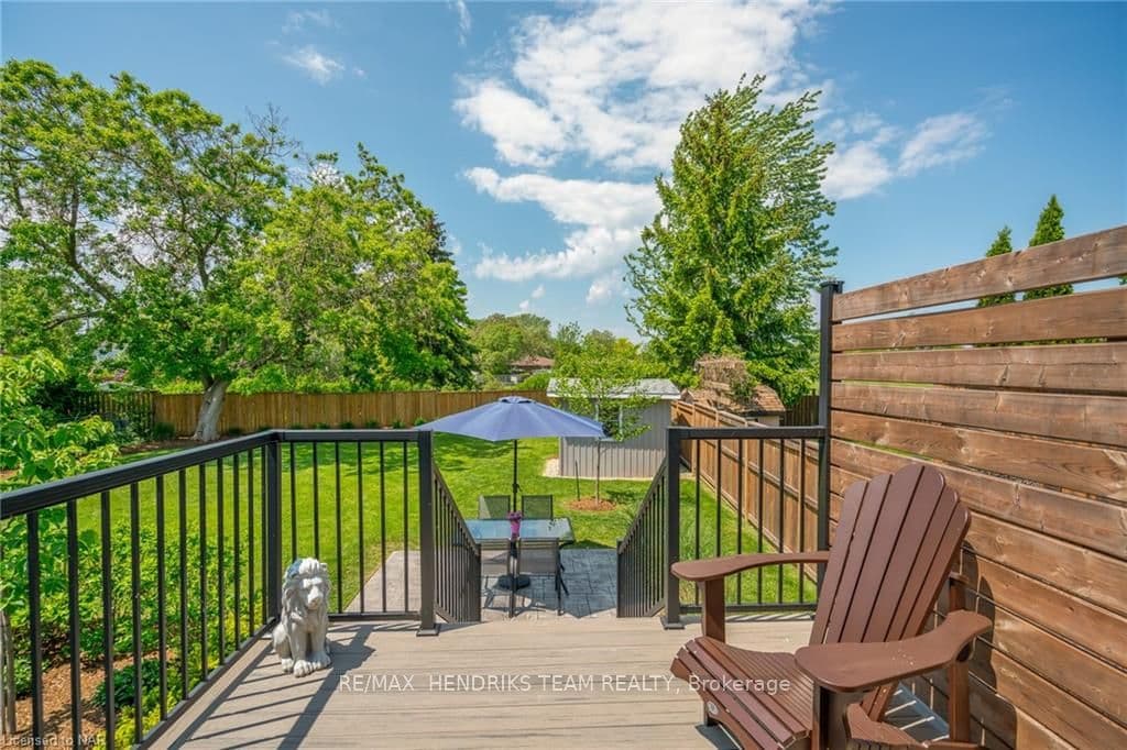 67 SHERMAN Drive photo 28