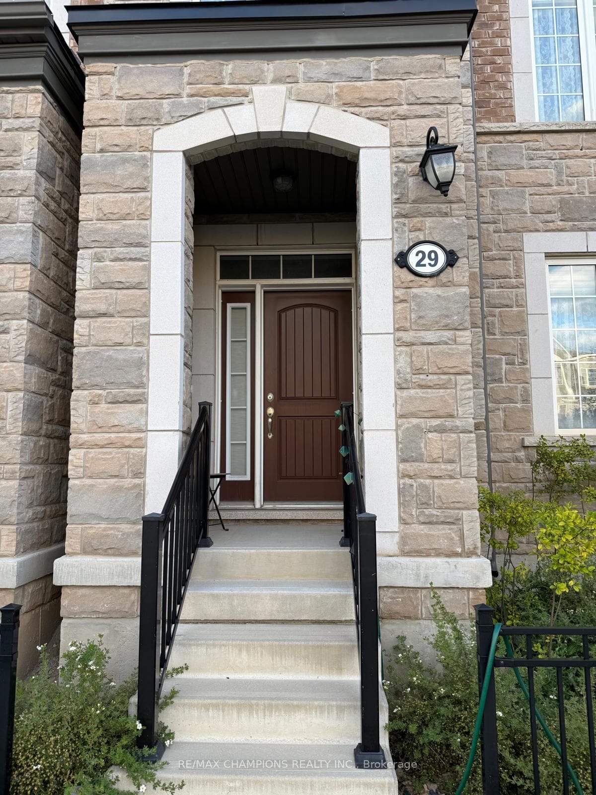 1222 Rose Way Unit 29 photo 2