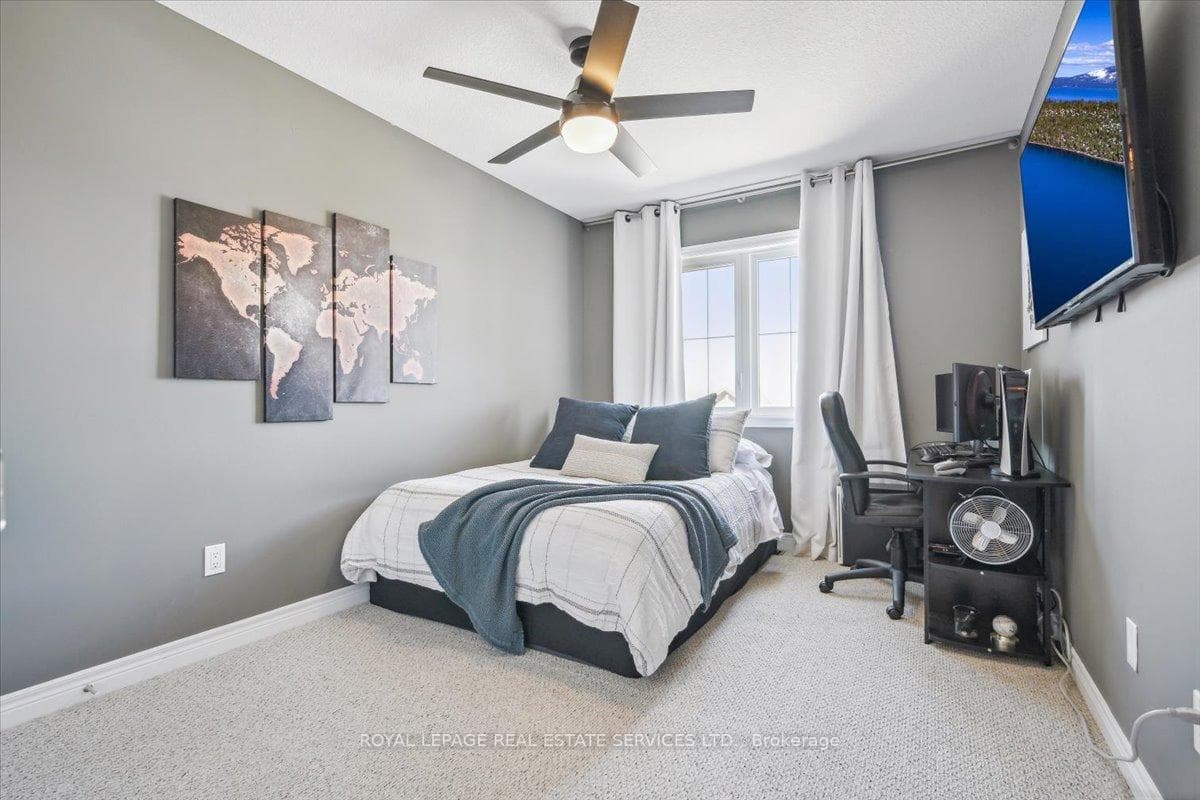 310 Humphrey Street photo 32