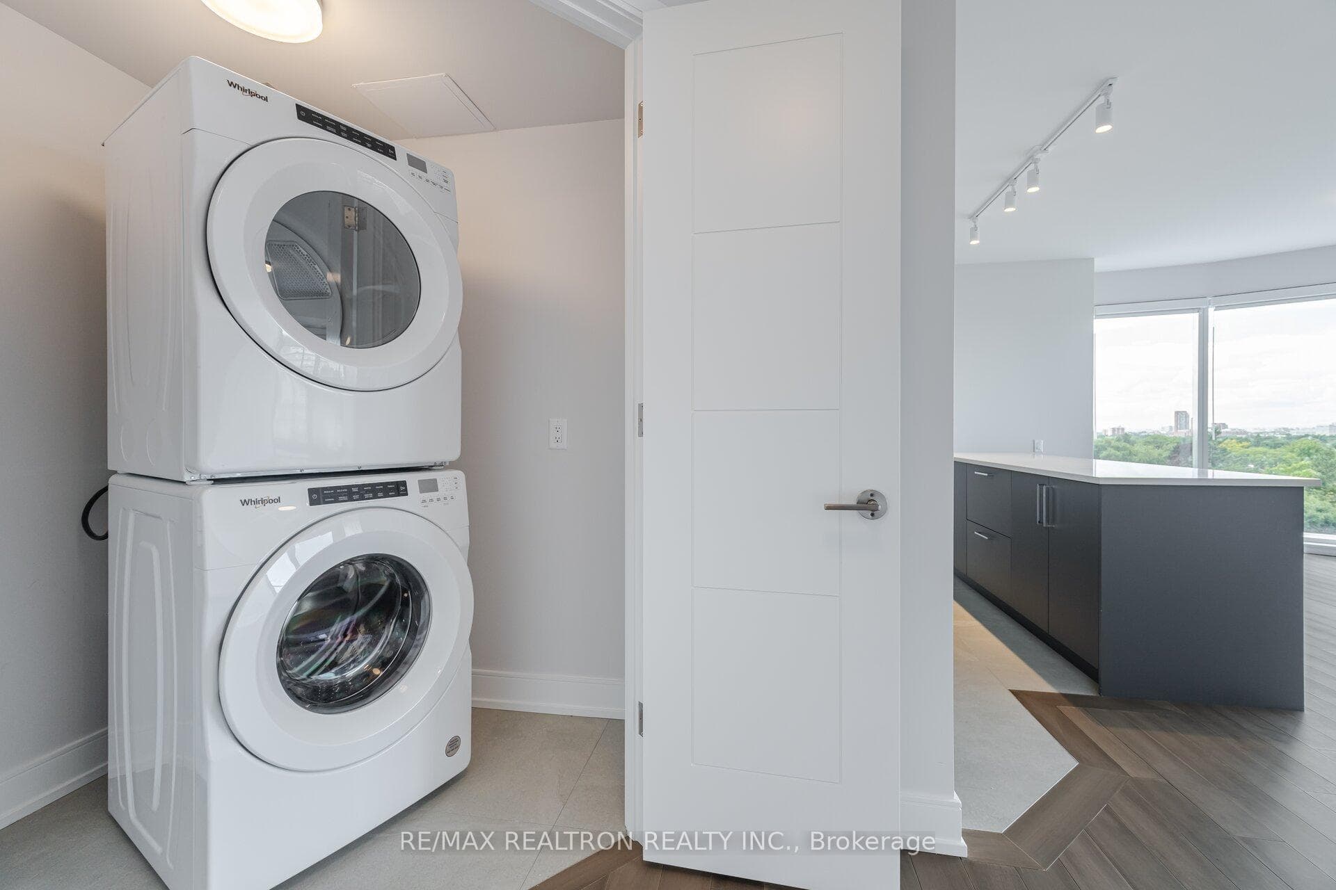 2525 Bathurst Street Unit 1107 photo 13