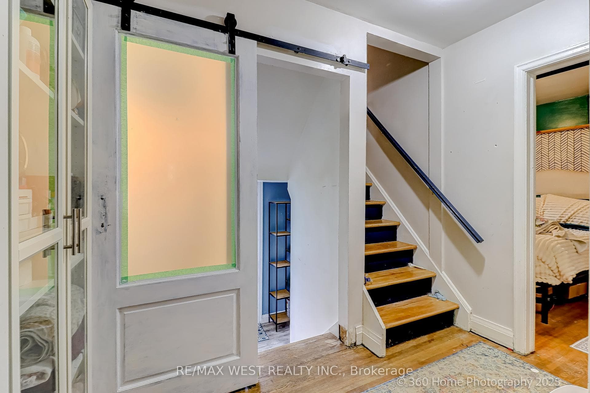 184 Oakridge Drive photo 6