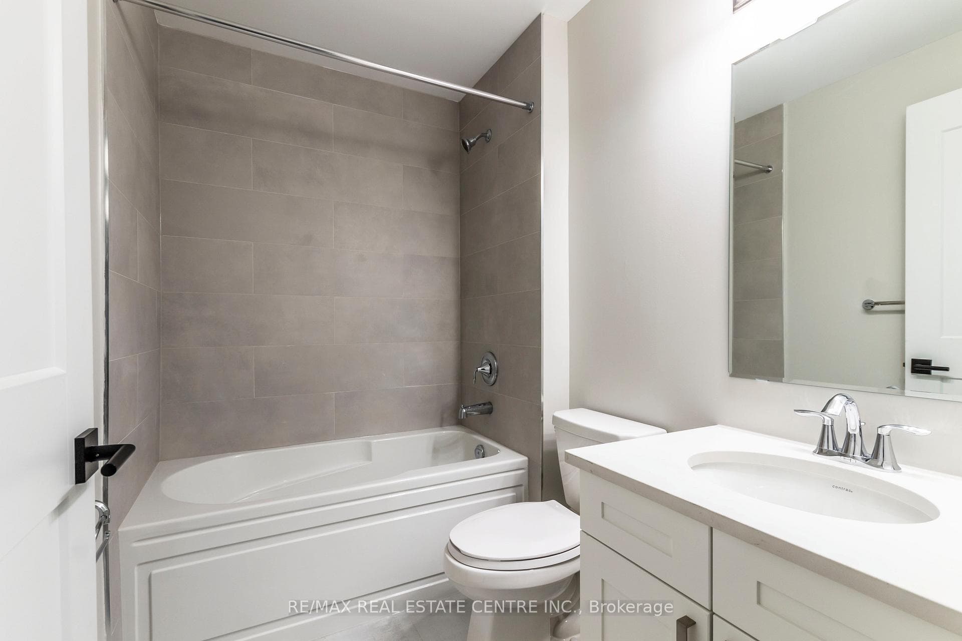 460 Gordon Krantz Avenue Unit 207 photo 30