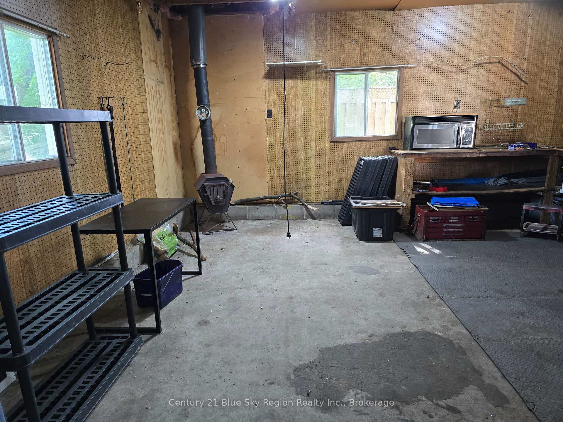 367 Princess Street photo 39