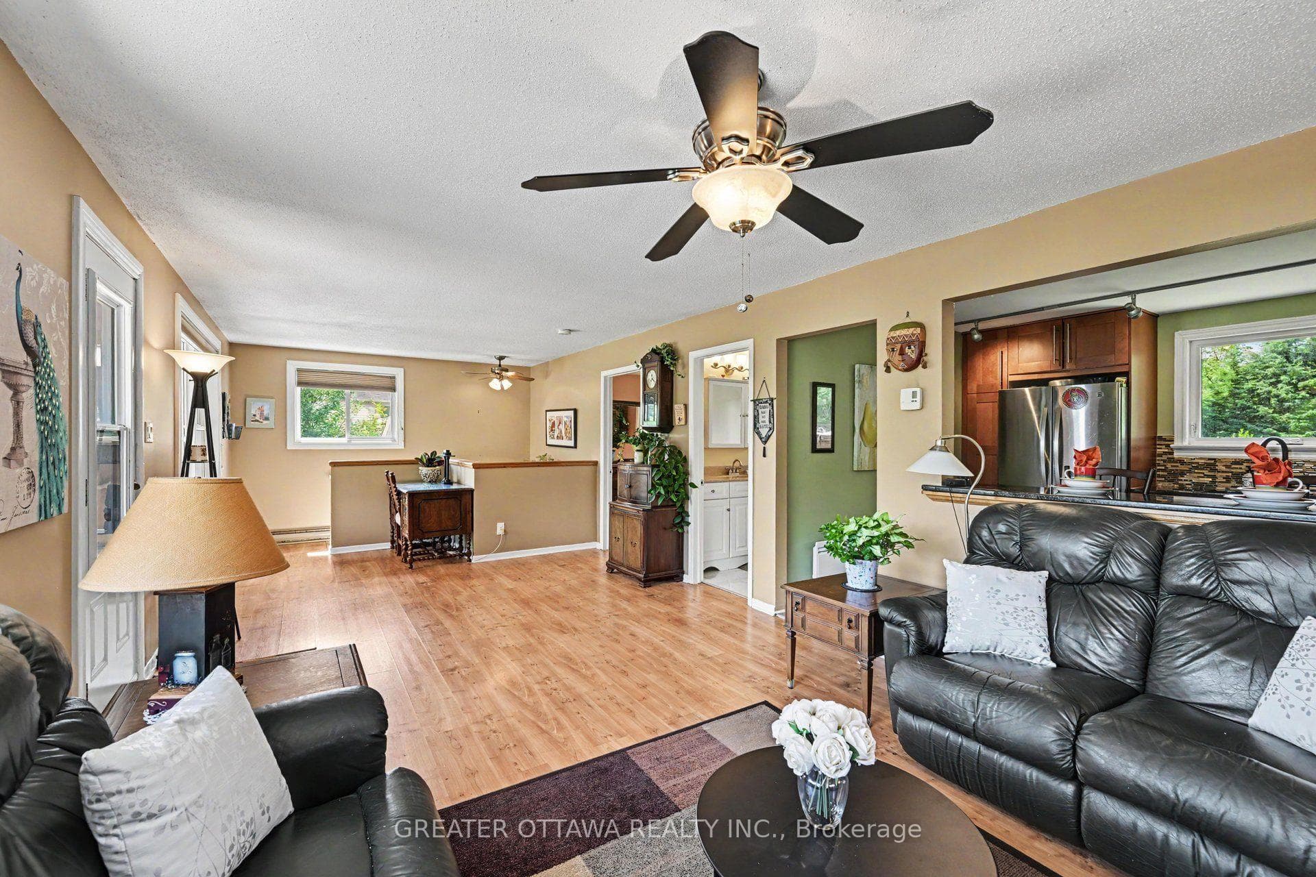Big bright living room