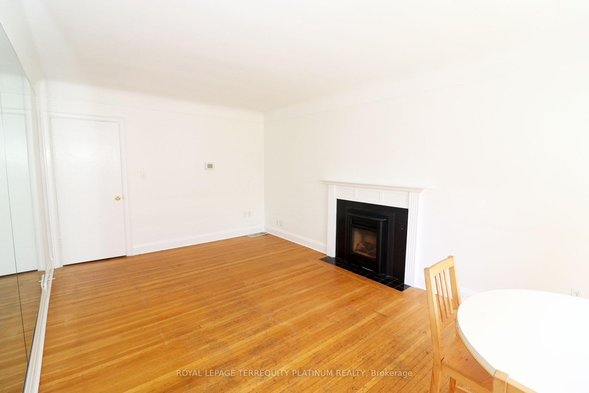 98 Dalewood Avenue photo 5