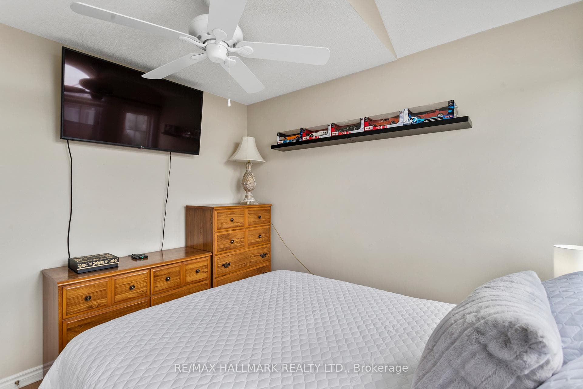 6 Woodhaven Crescent photo 29