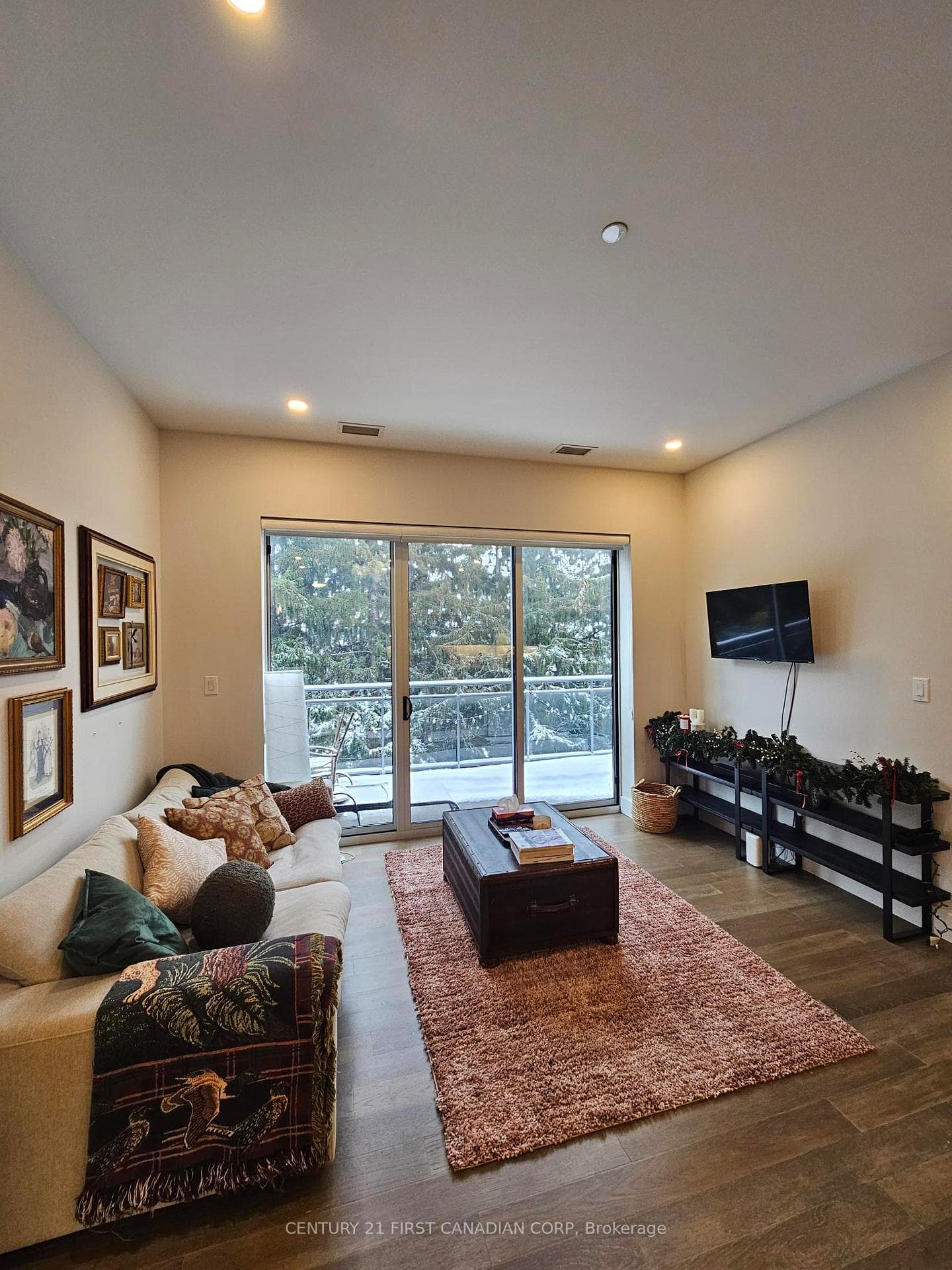 1696 FIDDLEHEAD Place Unit 400 photo 4