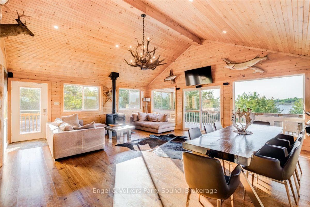 Open concept living/dining