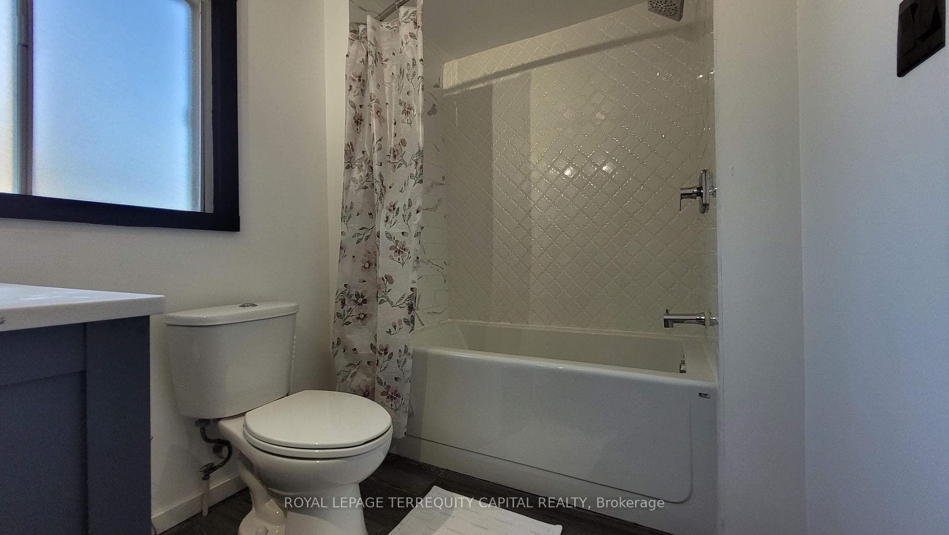 27 Woodland Avenue photo 12
