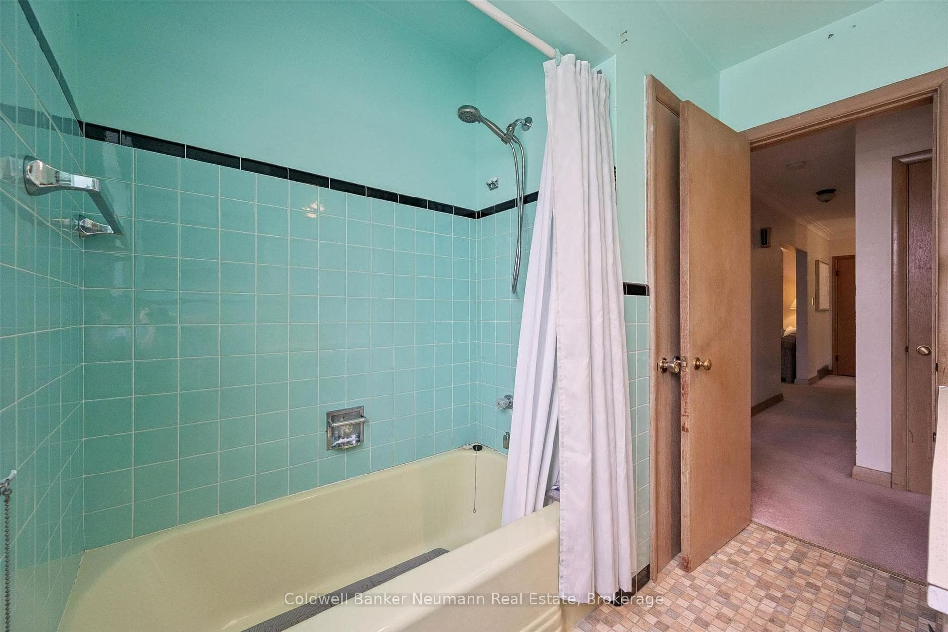 45 Dean Avenue photo 20