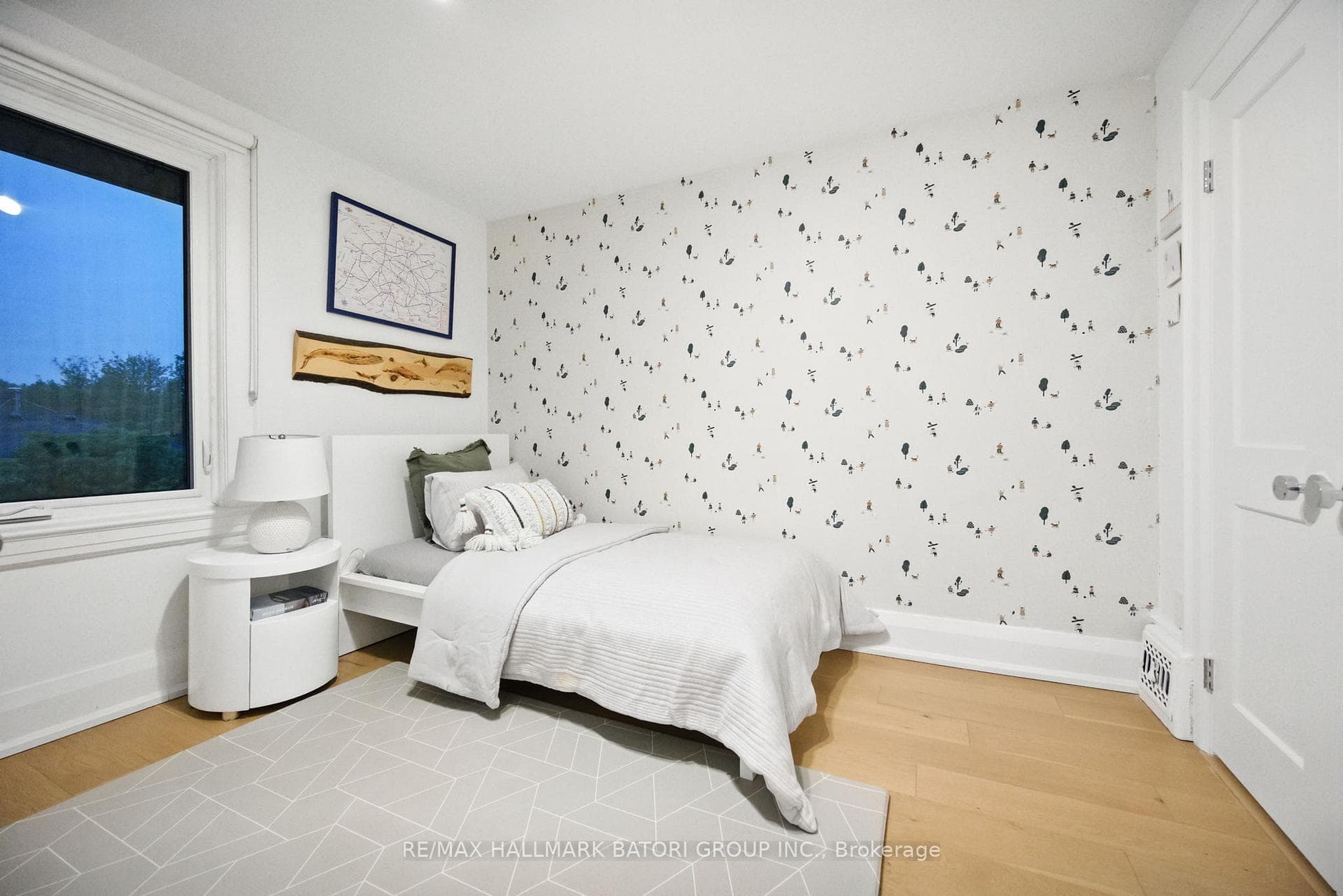 198 Broadway Avenue photo 14