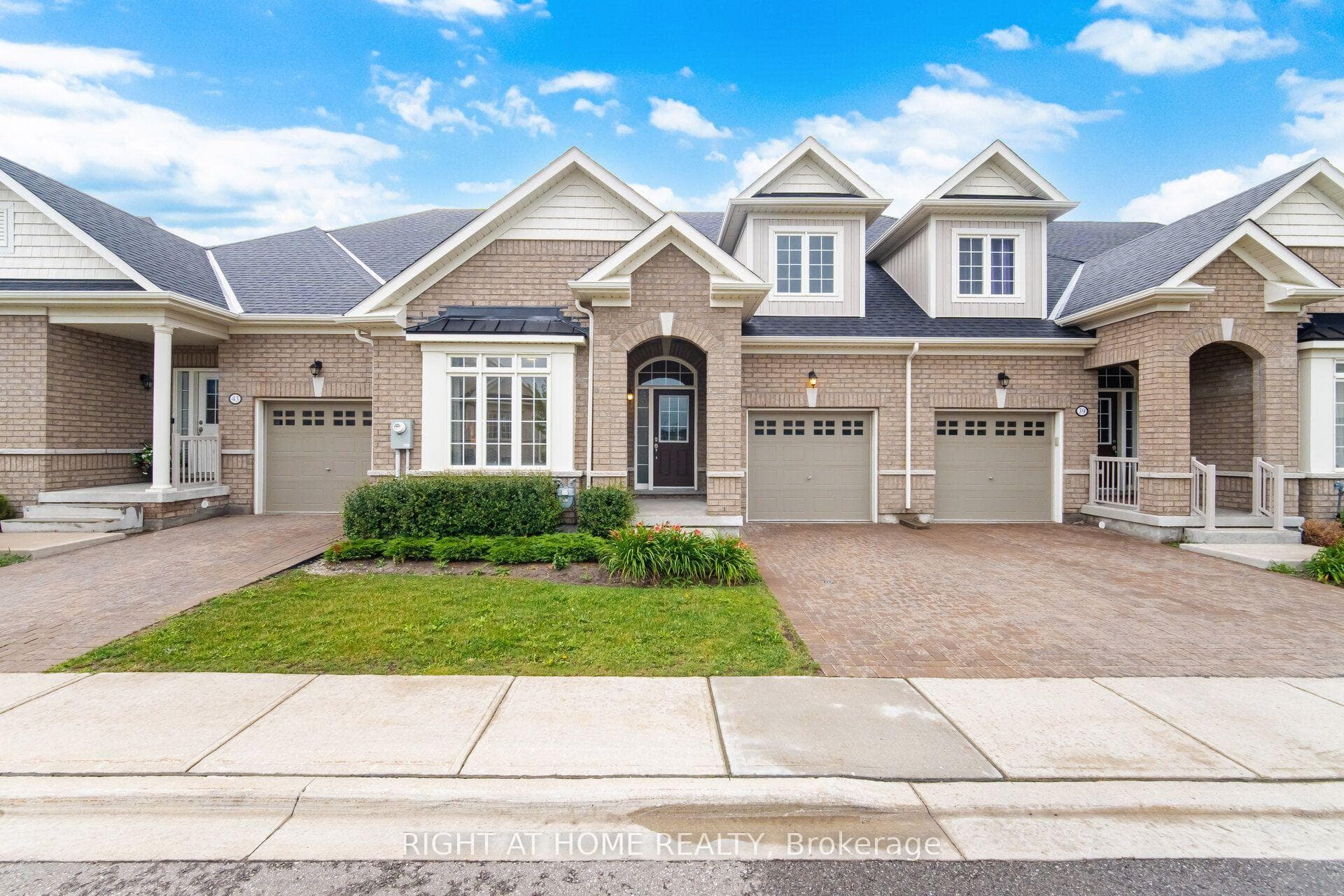 41 Overlea Drive photo 3