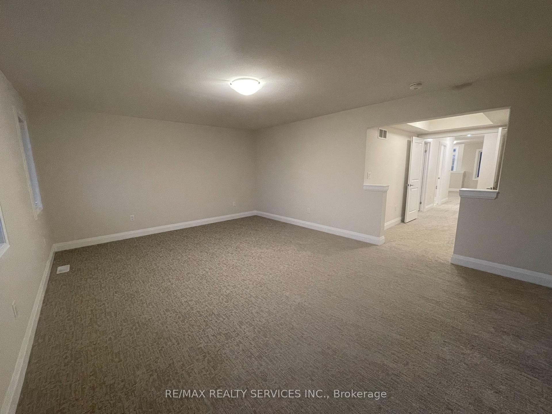 31 Samuel Avenue photo 19