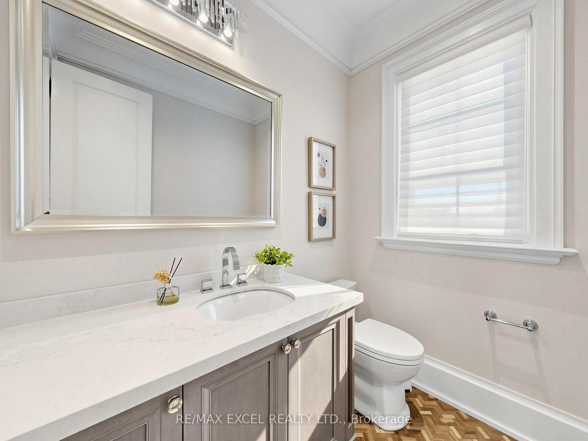64 SUMMERFELDT Crescent photo 20