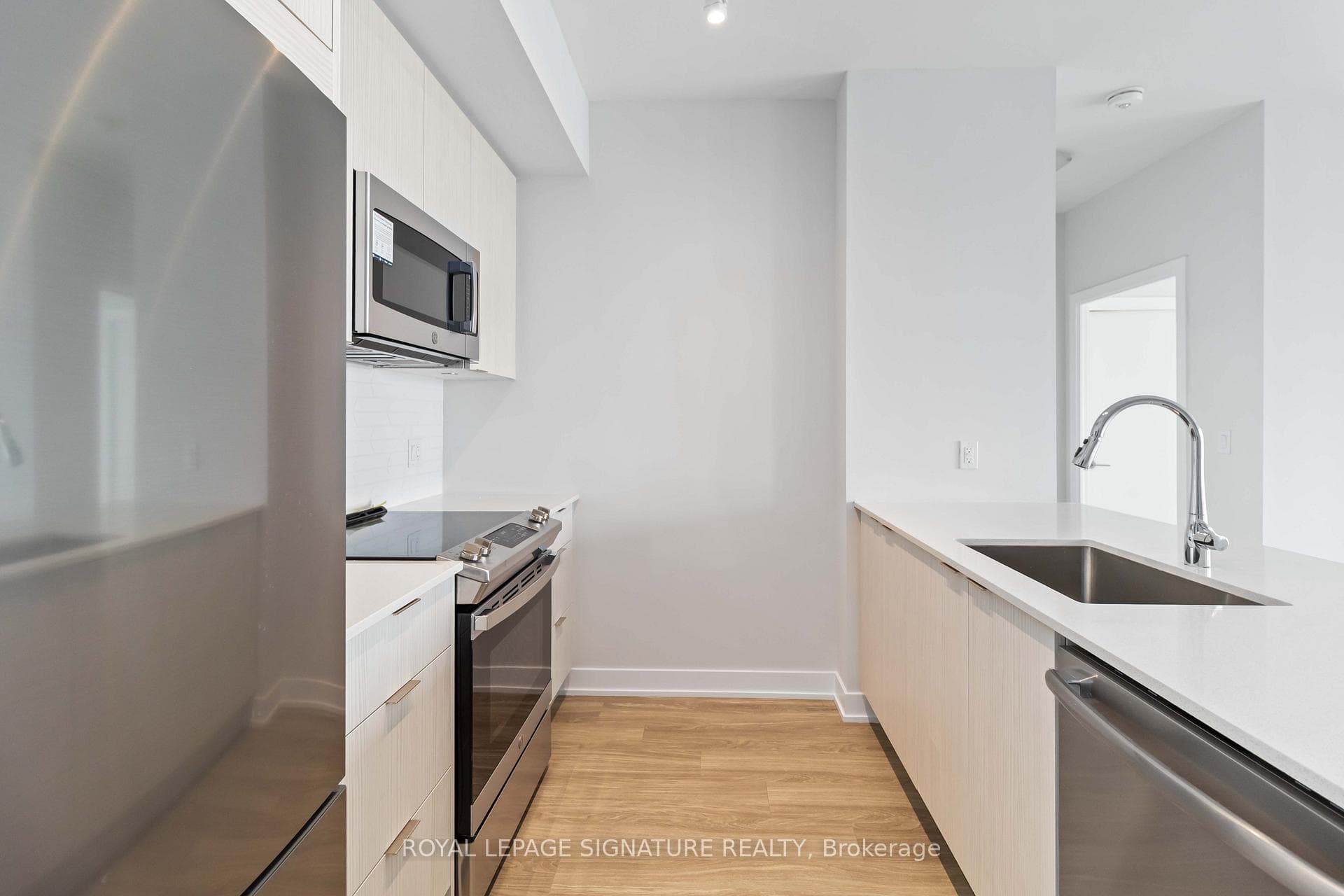 430 Square One Drive Unit 3107 photo 10