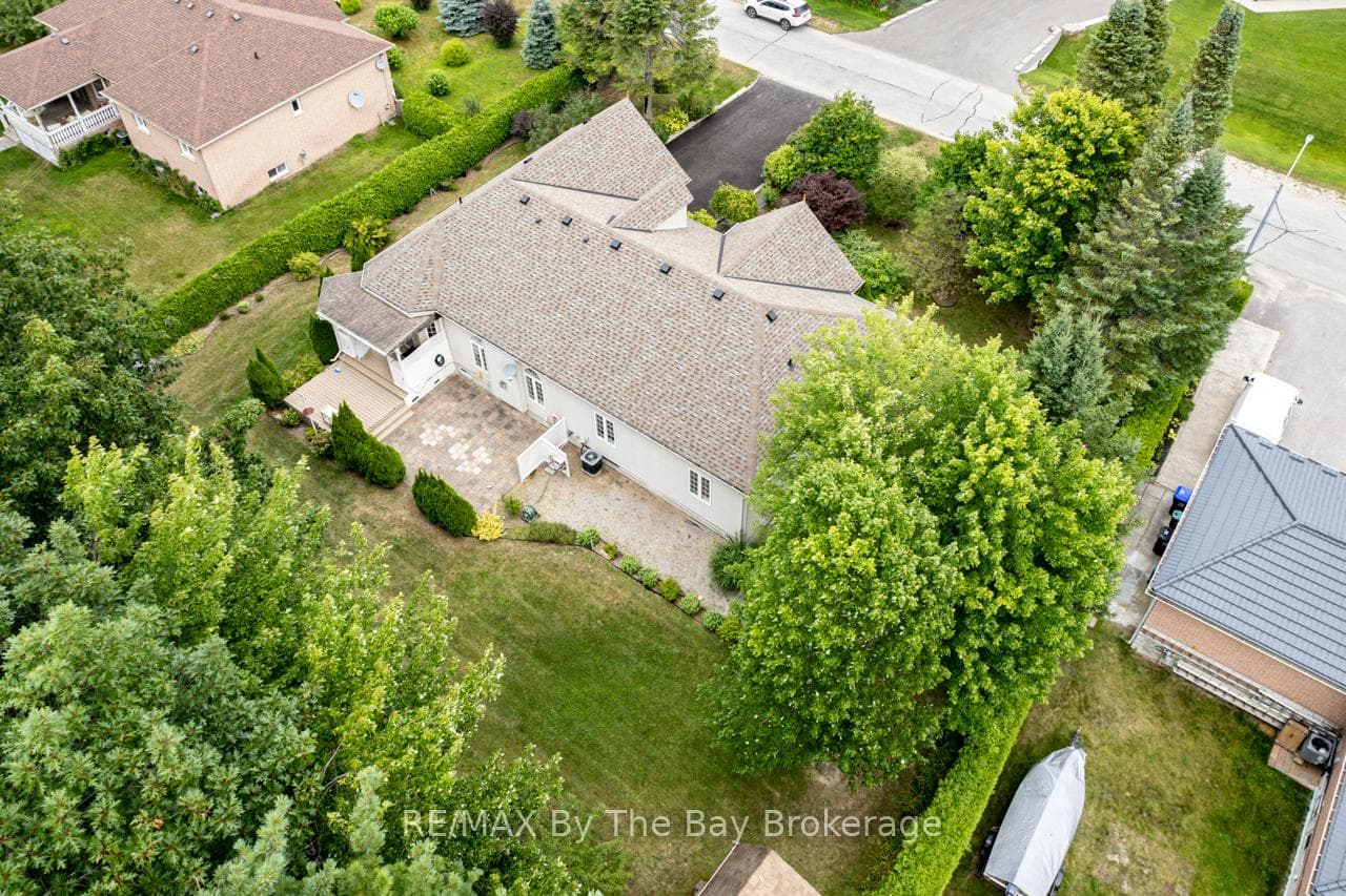 28 Bridlewood Crescent photo 39